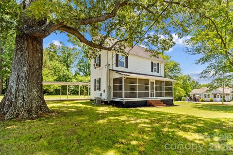 Photo of 180 Center Street, Cooleemee, NC 27014 (MLS # 4381275)