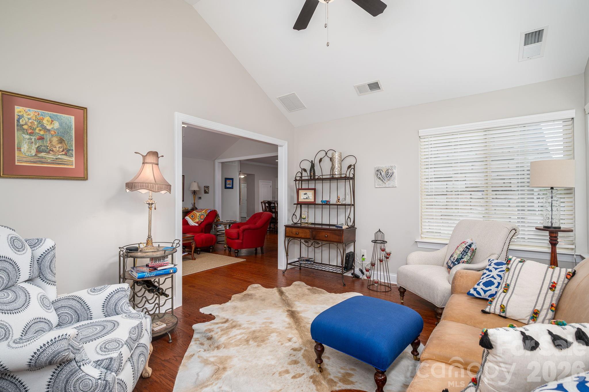 Villas at Robinson Oaks - Residential