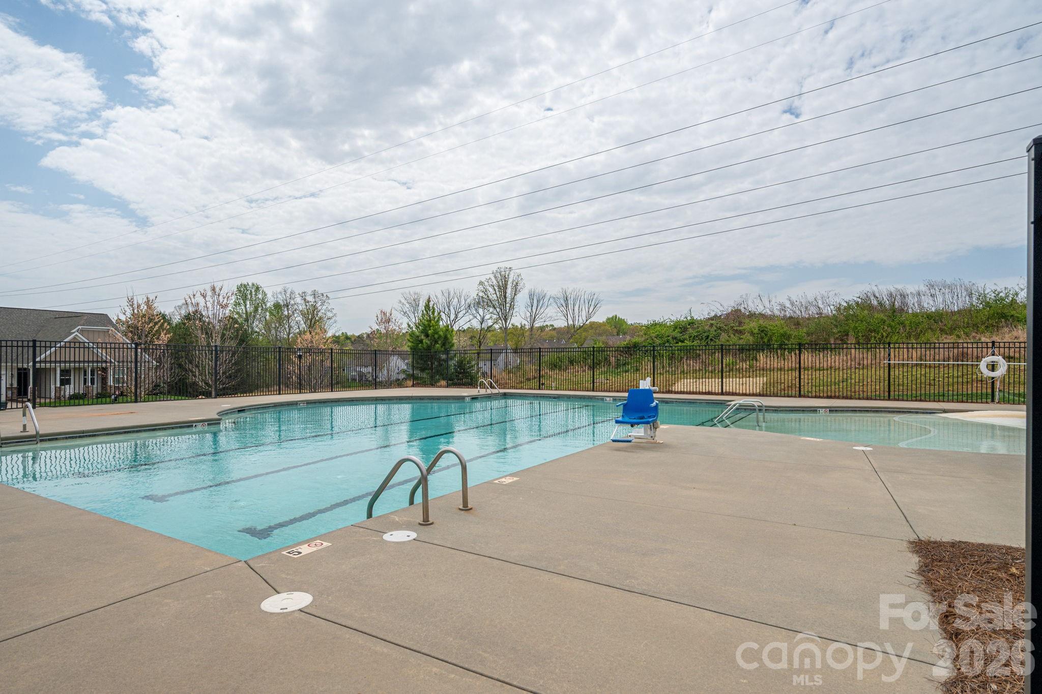 Villas at Robinson Oaks - Residential