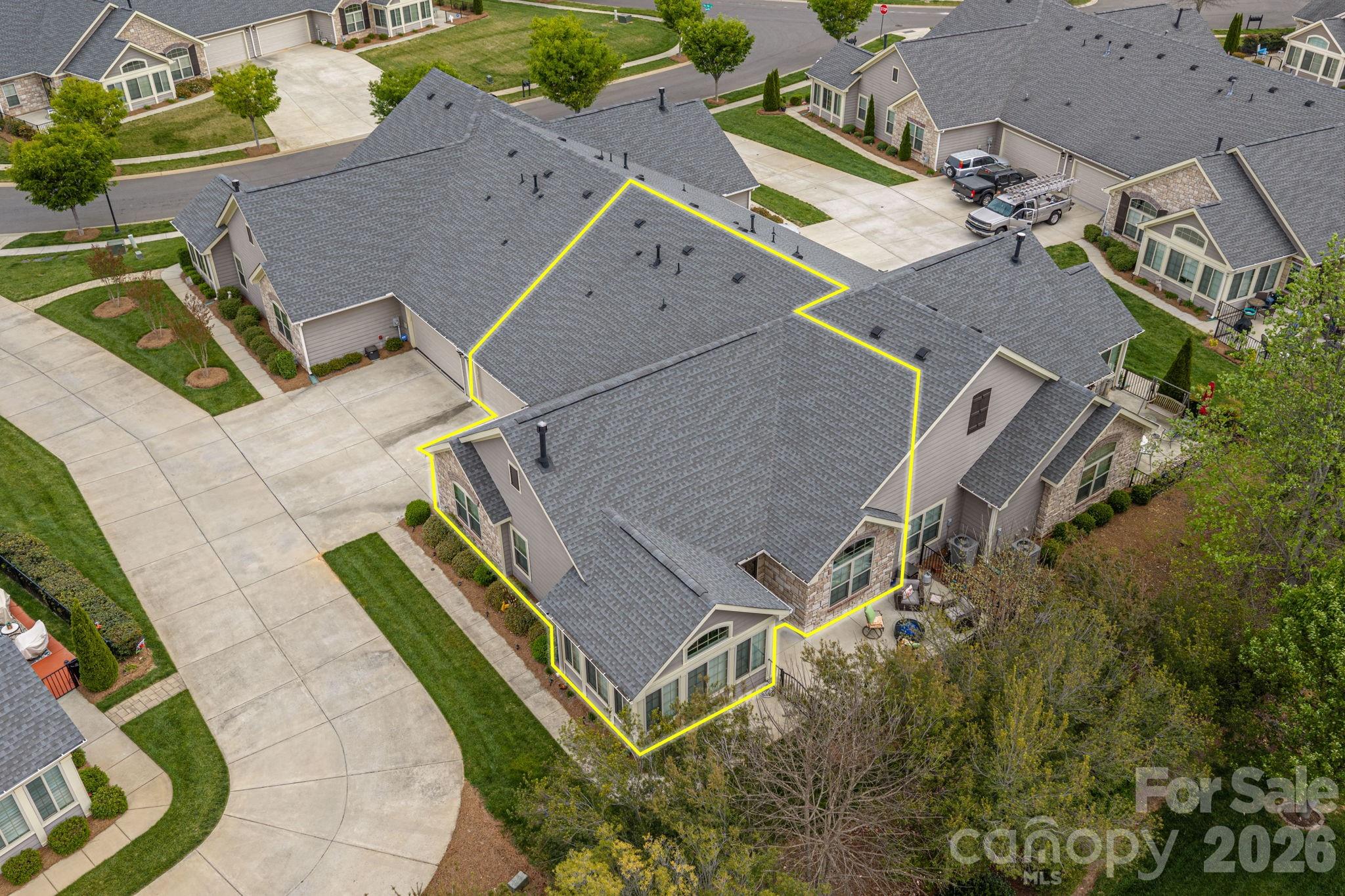 Villas at Robinson Oaks - Residential