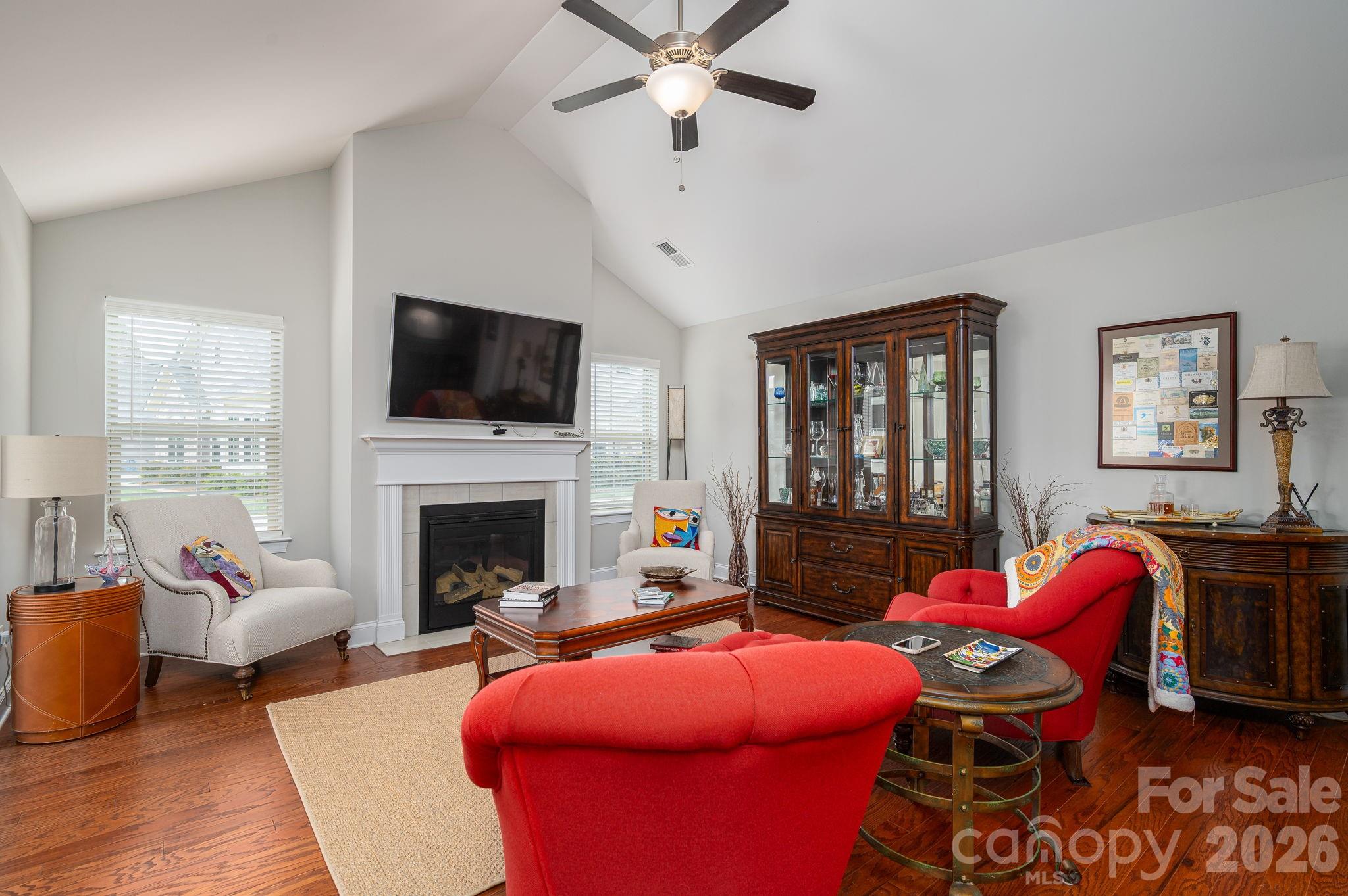 Villas at Robinson Oaks - Residential