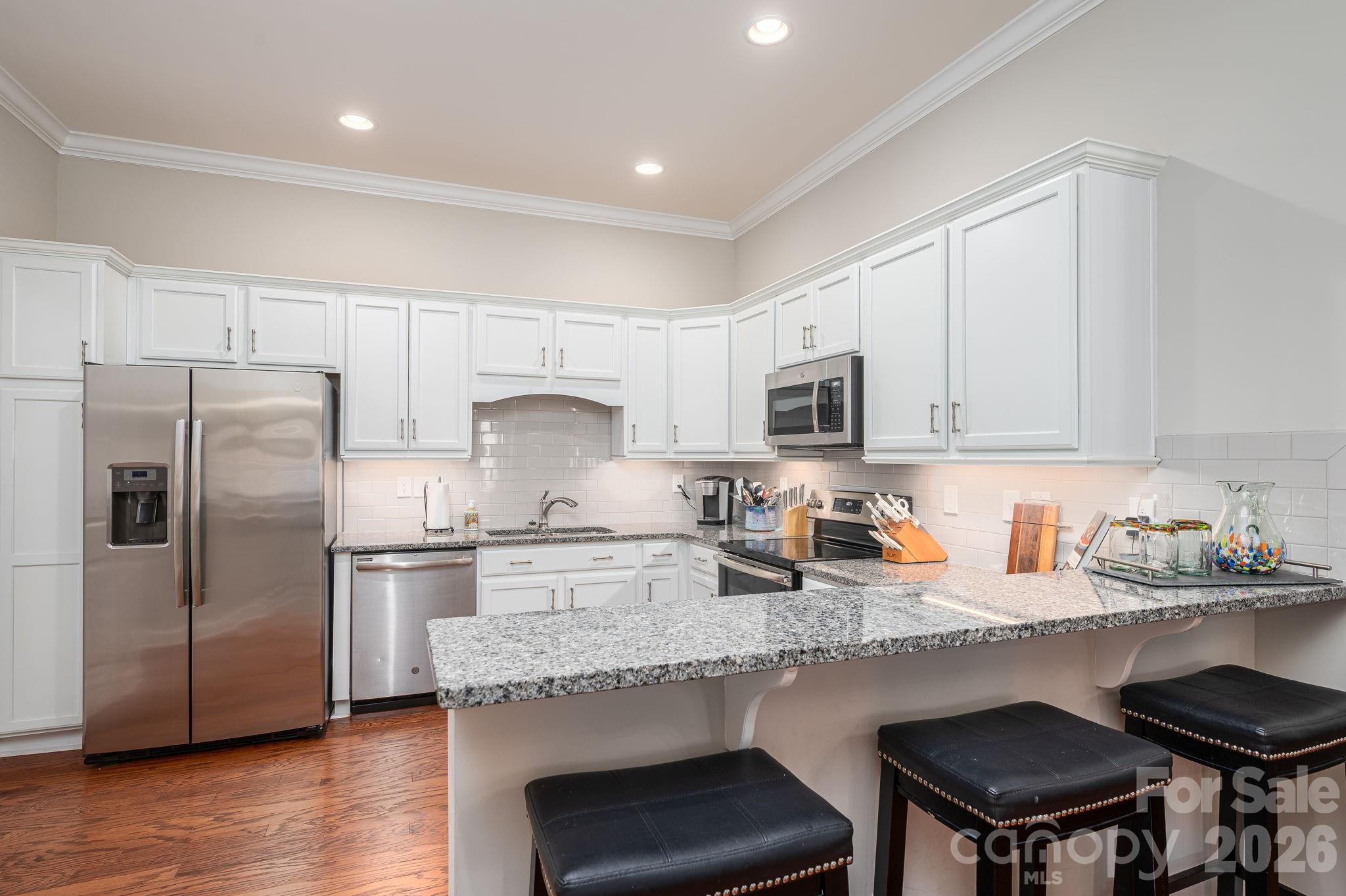 Villas at Robinson Oaks - Residential