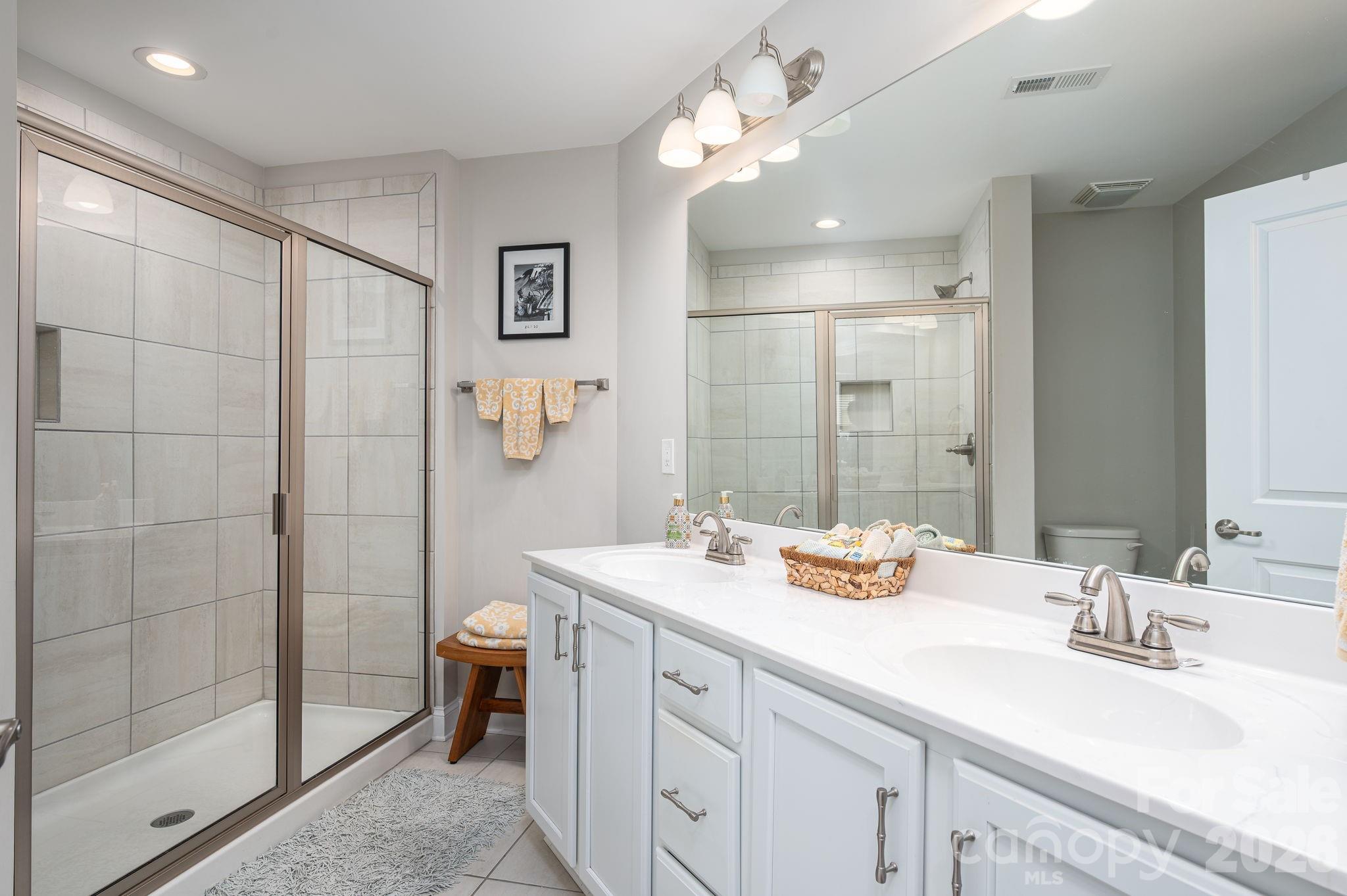 Villas at Robinson Oaks - Residential