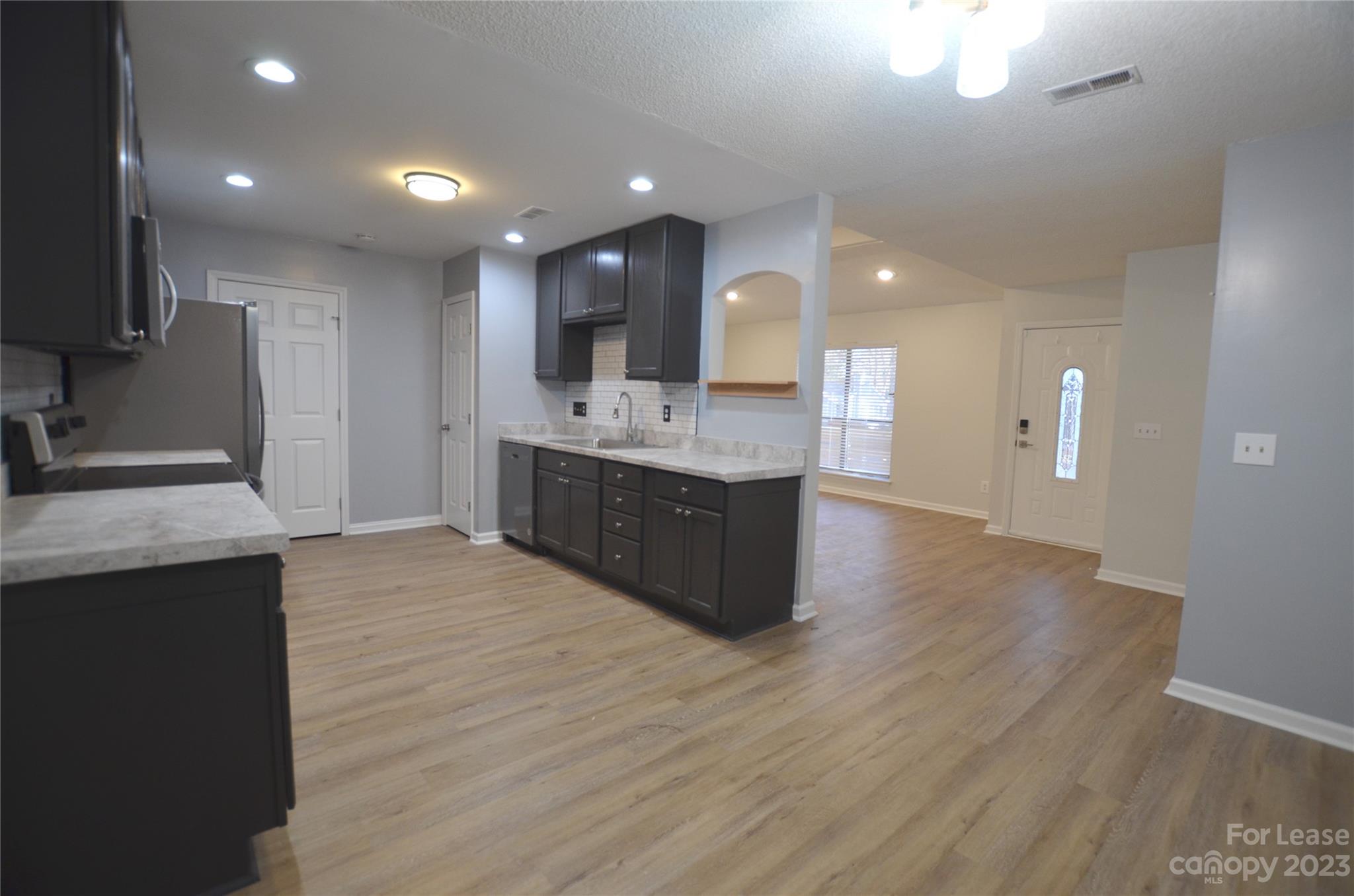 Alexander Place - Residential Lease