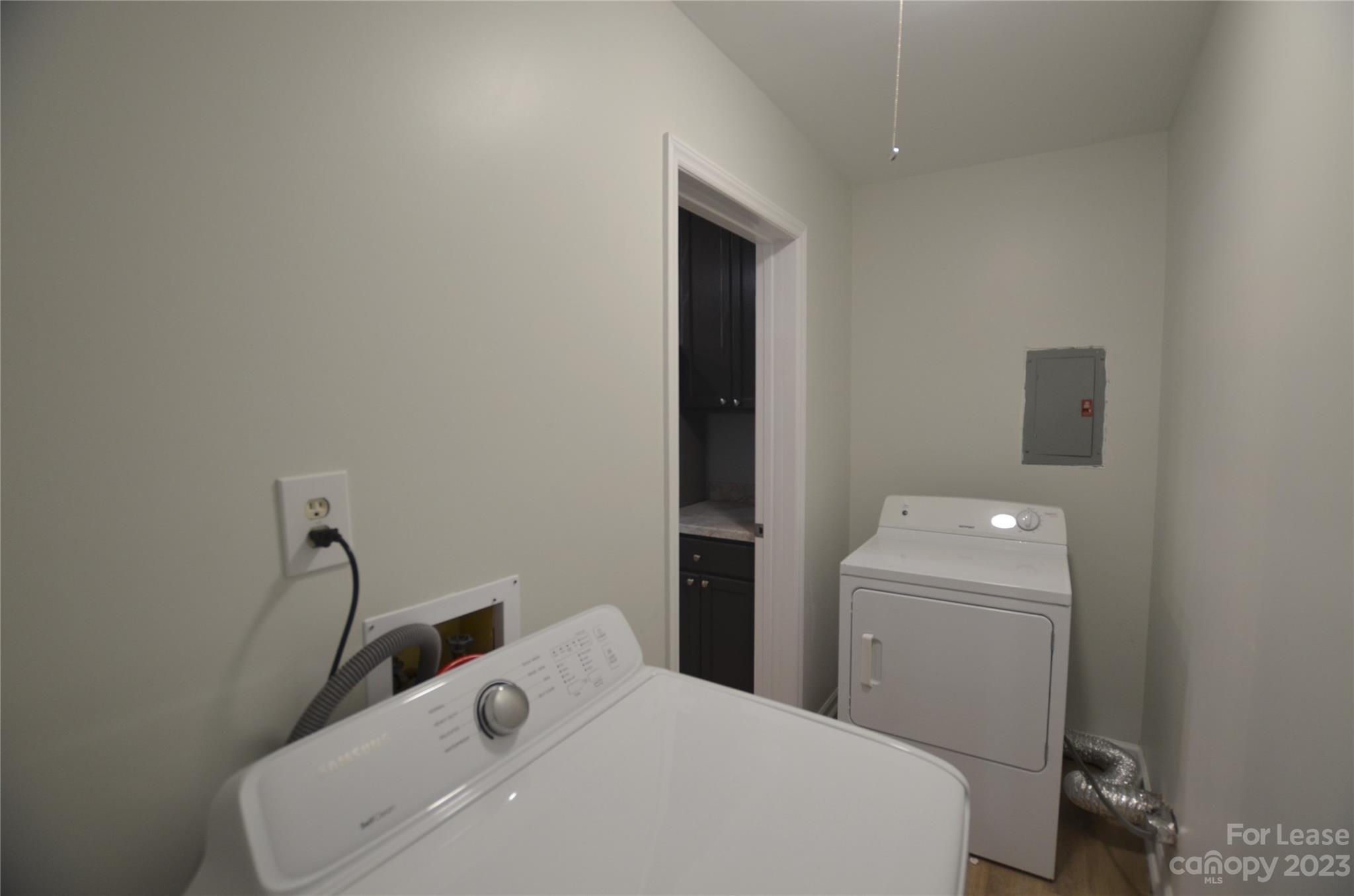 Alexander Place - Residential Lease