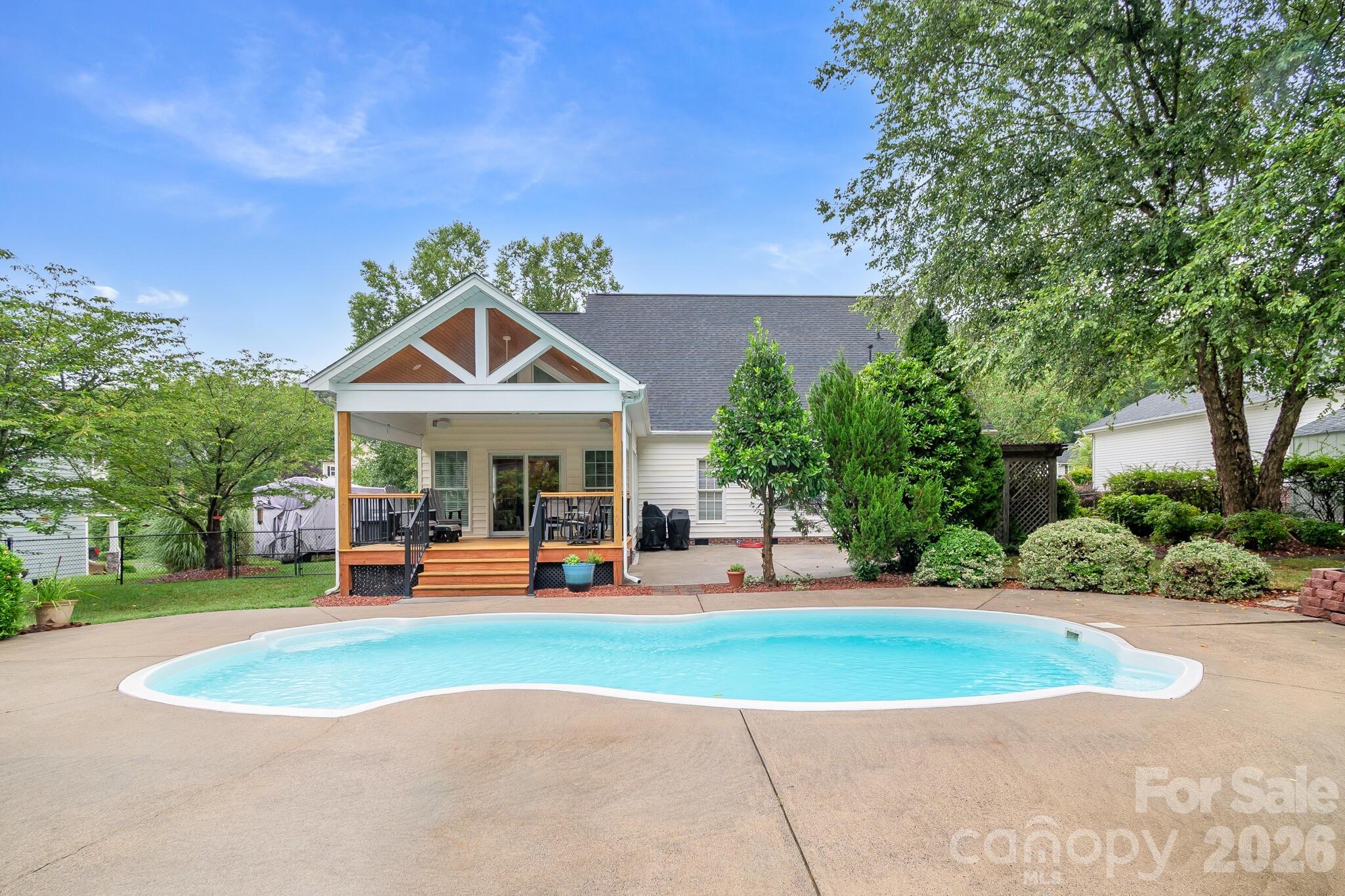209 SouthFork Lane