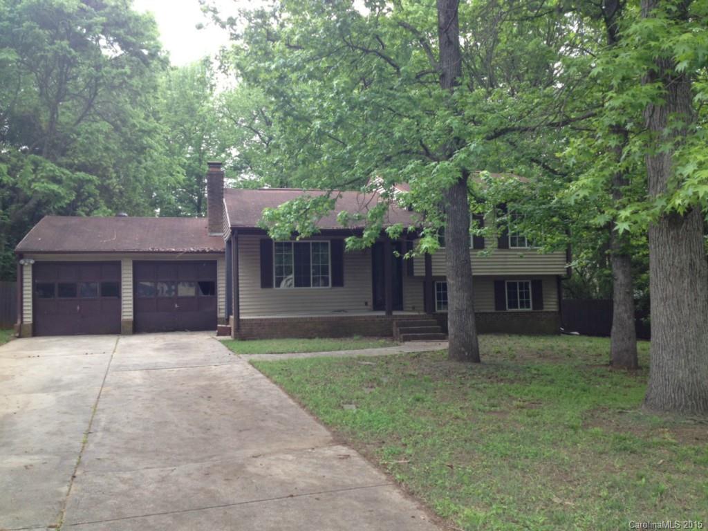 Twelve Oaks - Residential