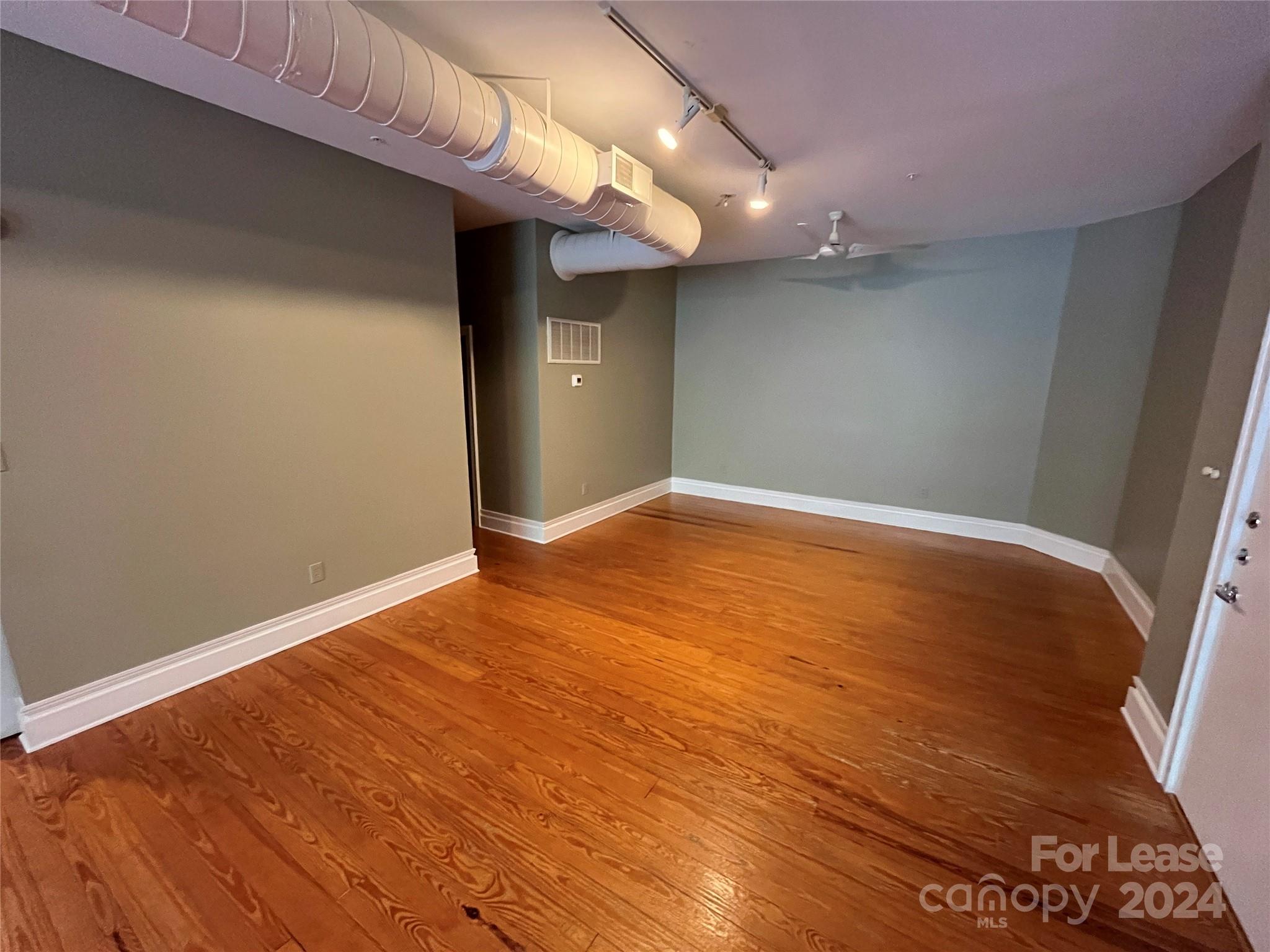 Elizabeth Lofts - Residential Lease