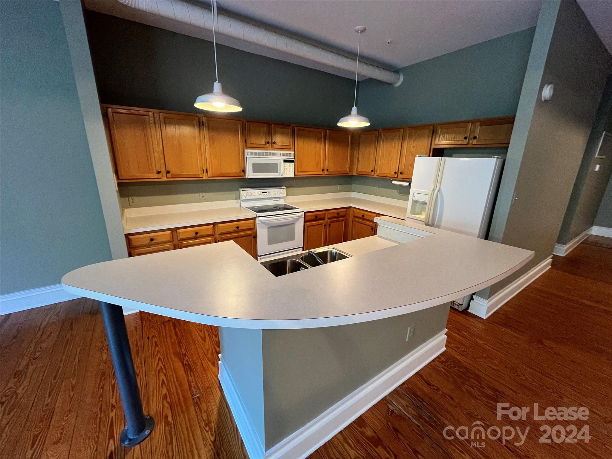 Elizabeth Lofts - Residential Lease