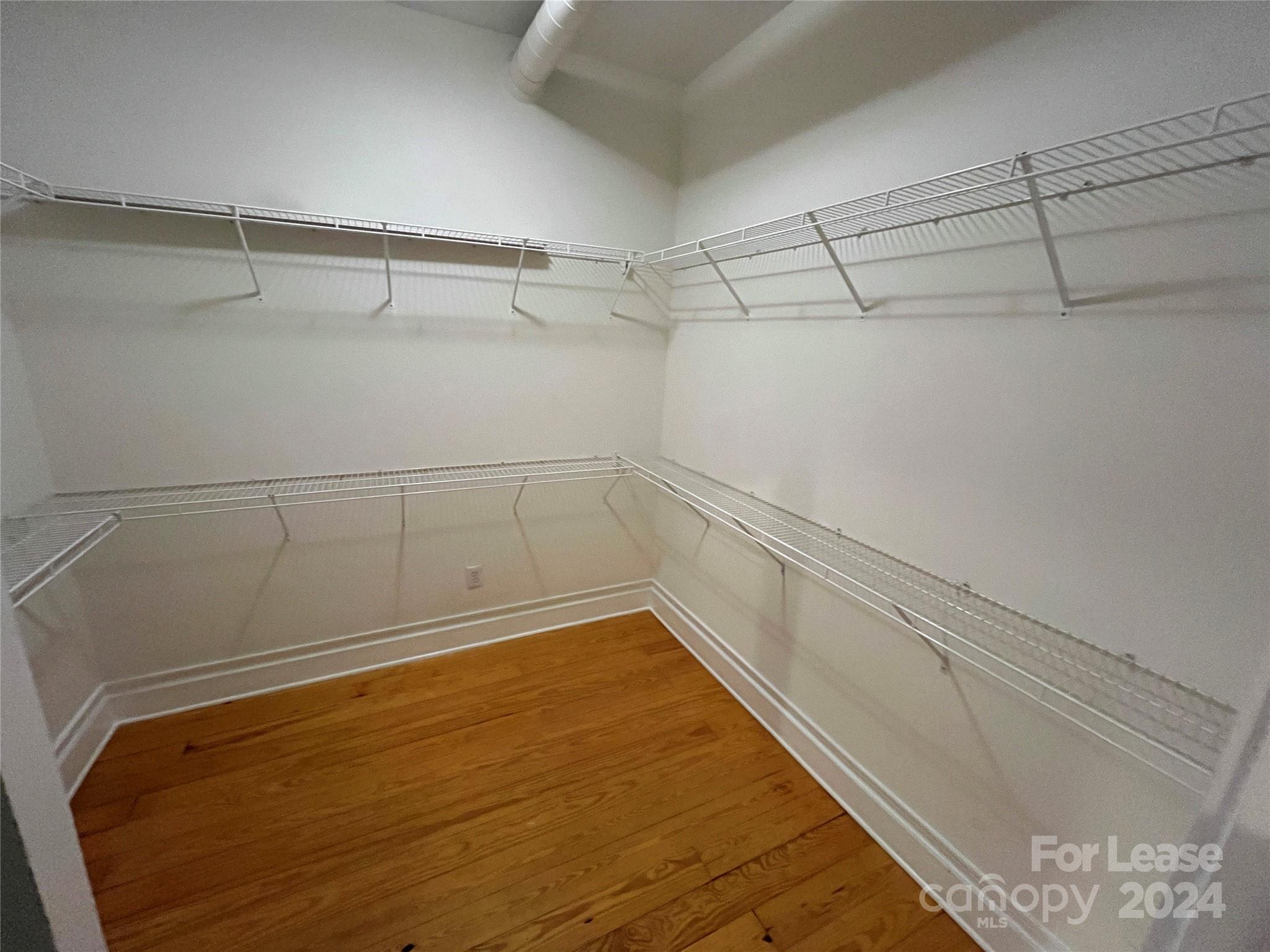 Elizabeth Lofts - Residential Lease