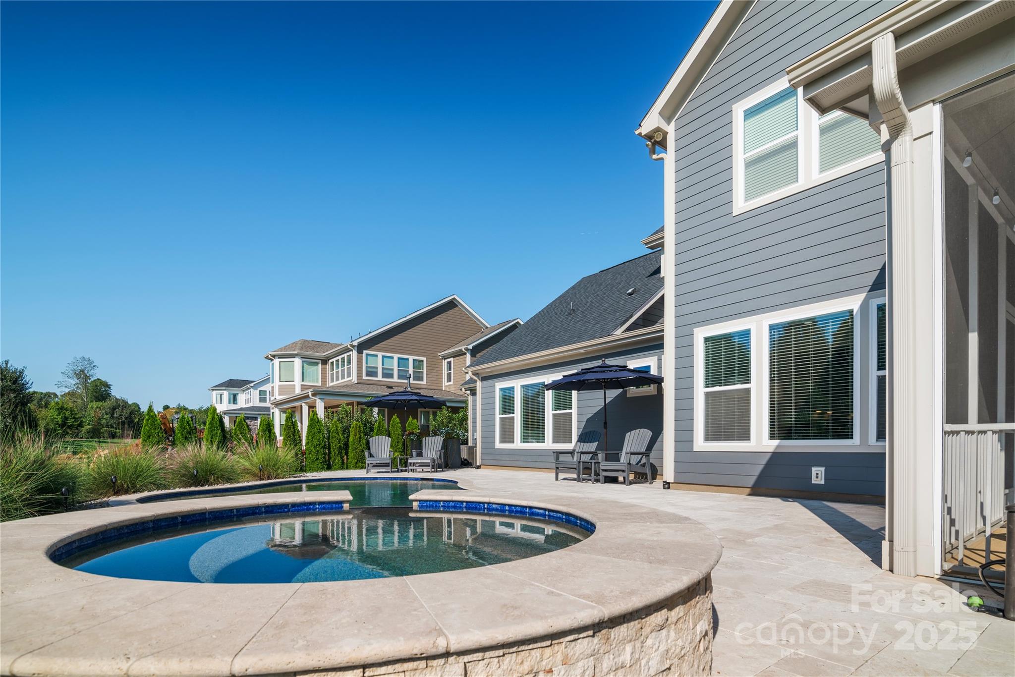 Hollins Grove - Residential