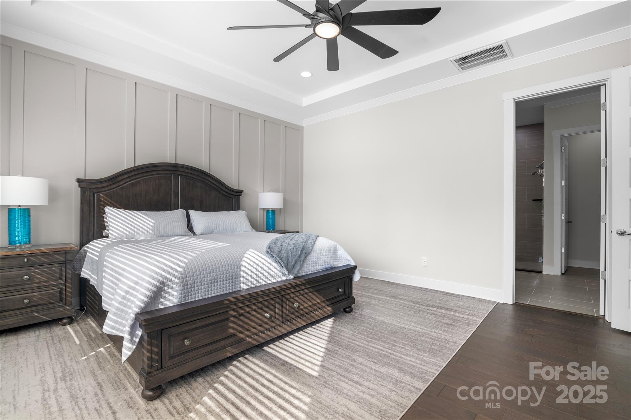 Hollins Grove - Residential