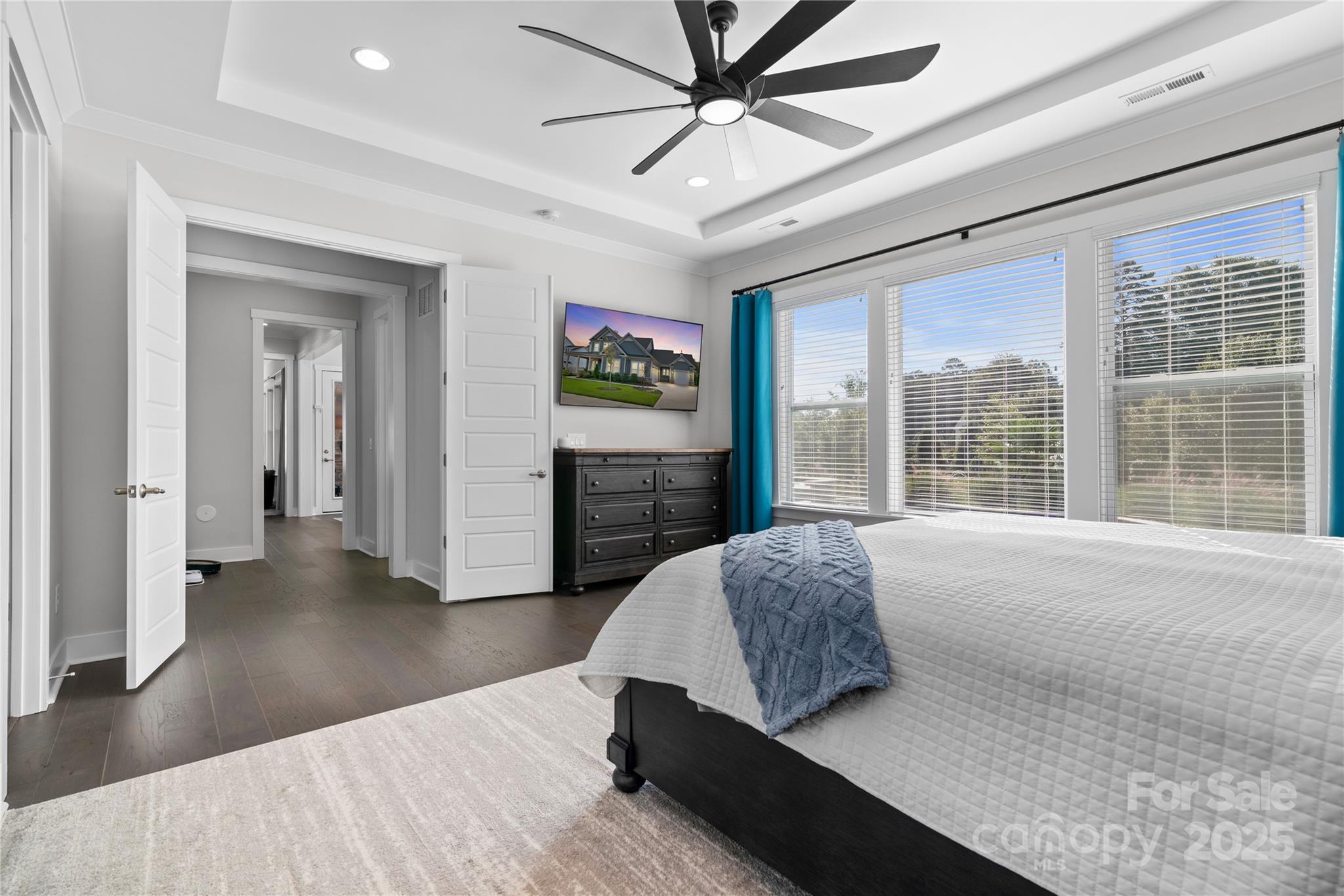 Hollins Grove - Residential