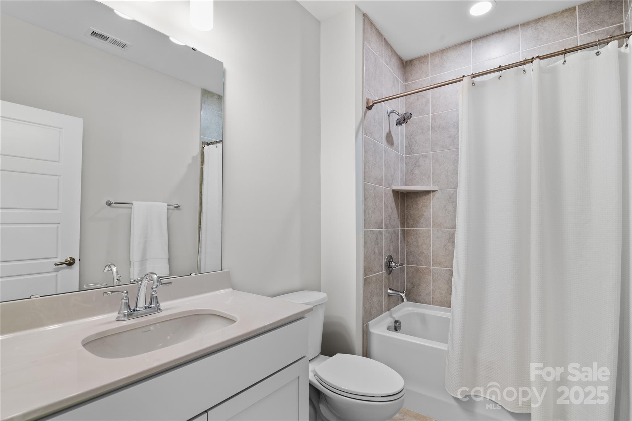 Hollins Grove - Residential