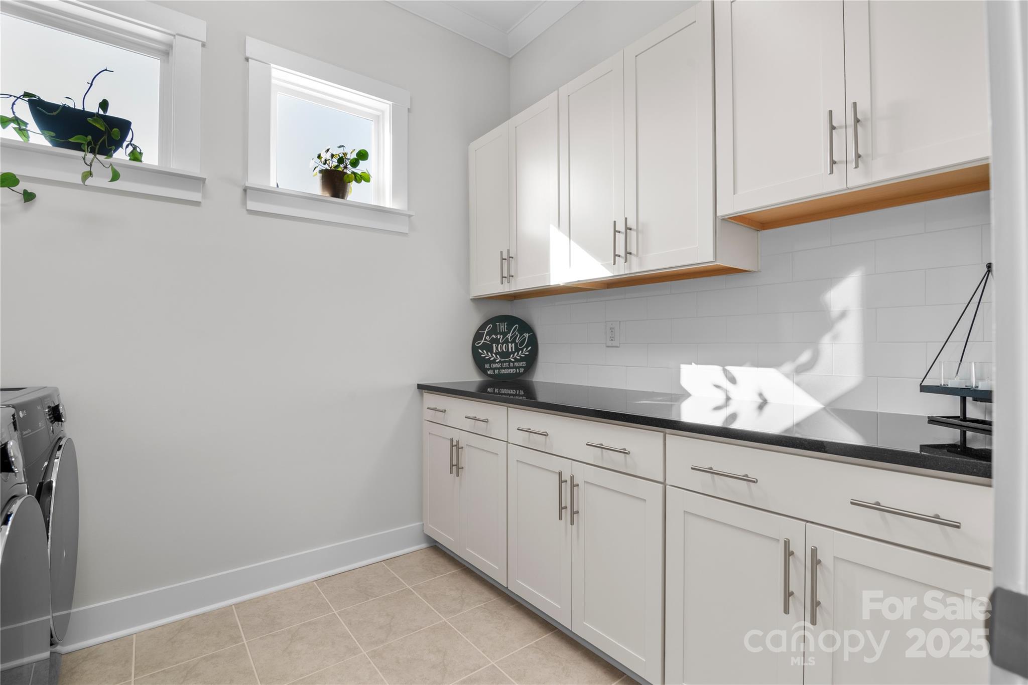 Hollins Grove - Residential