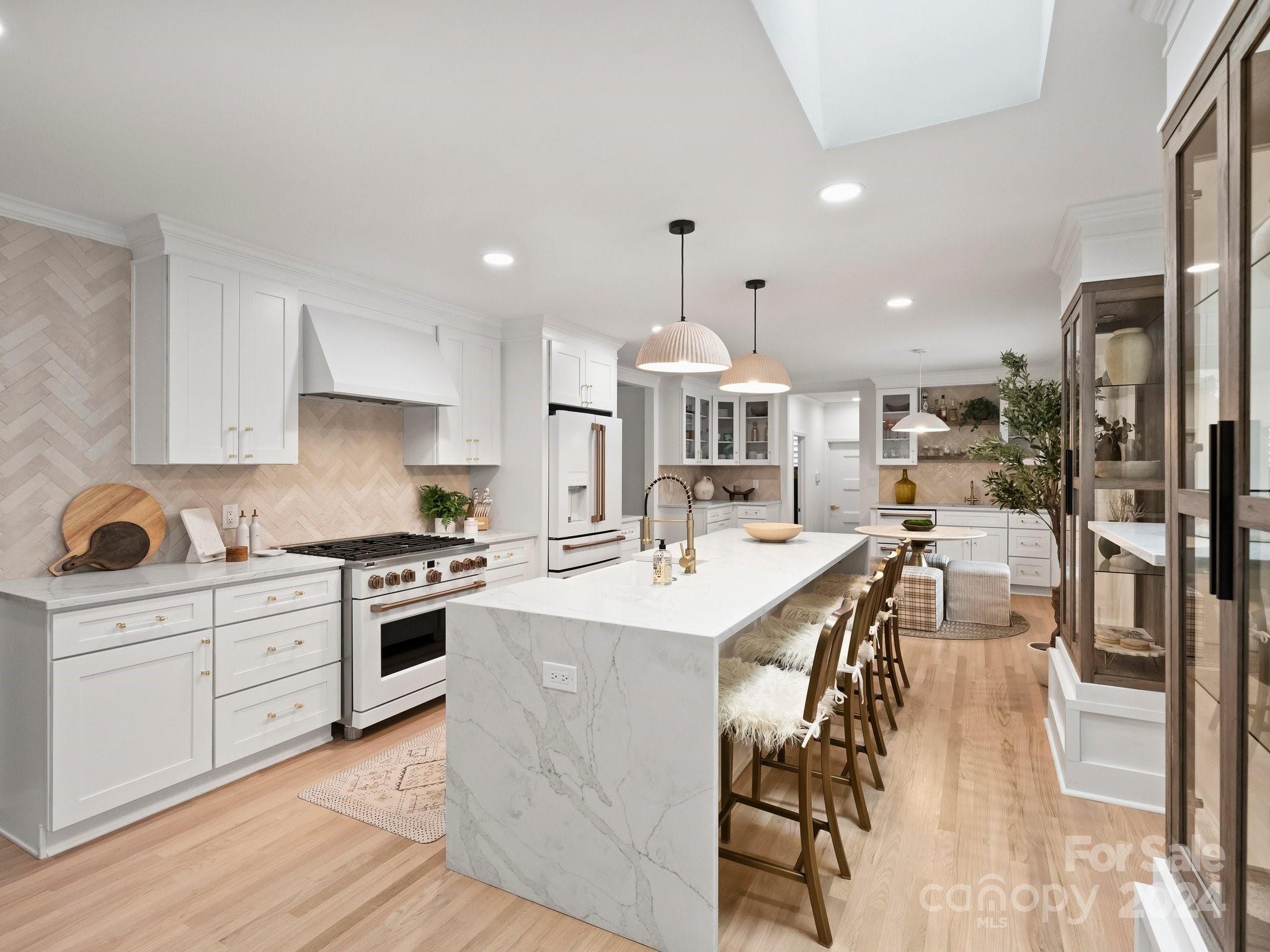 Lansdowne - Residential