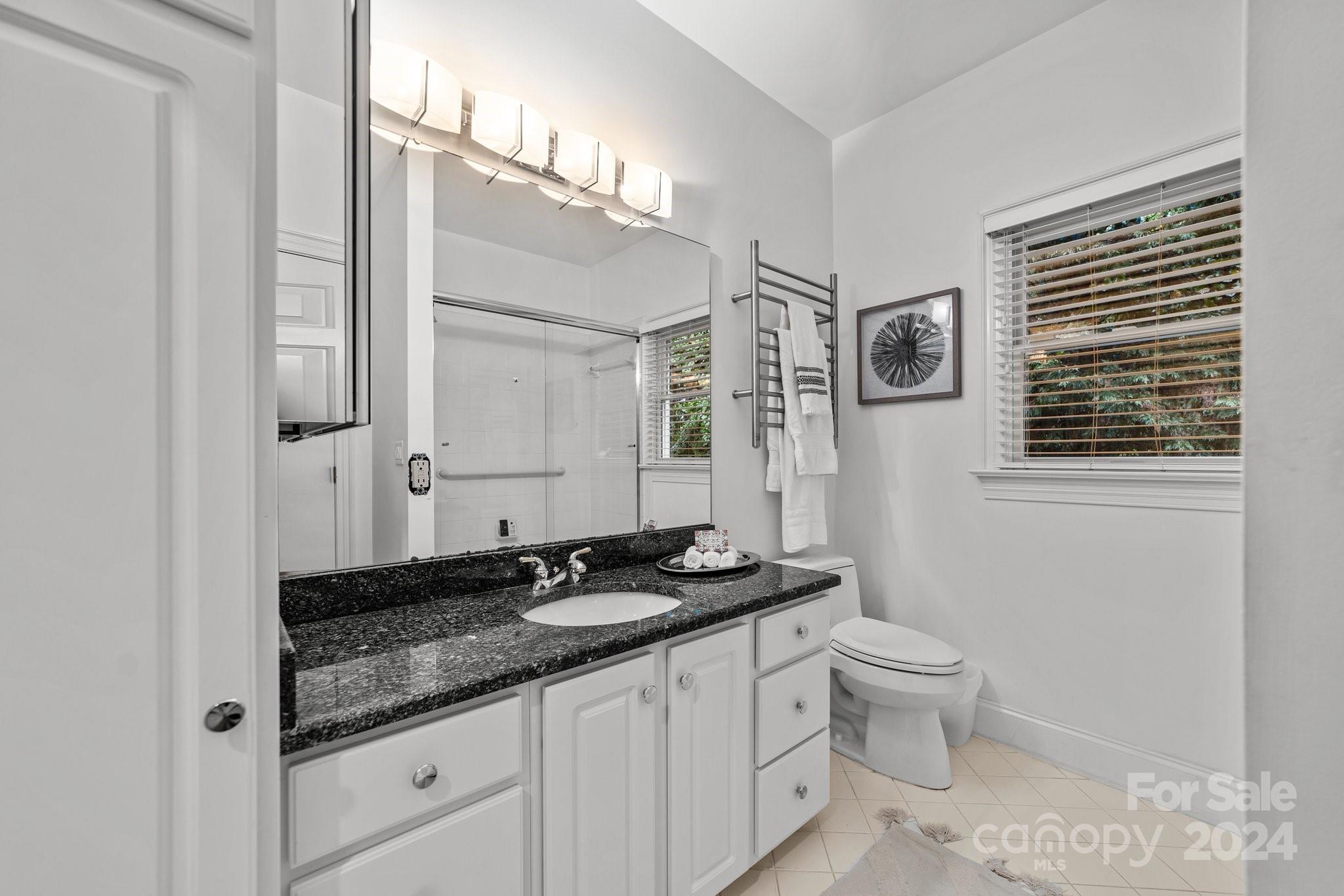 The Peninsula - Residential