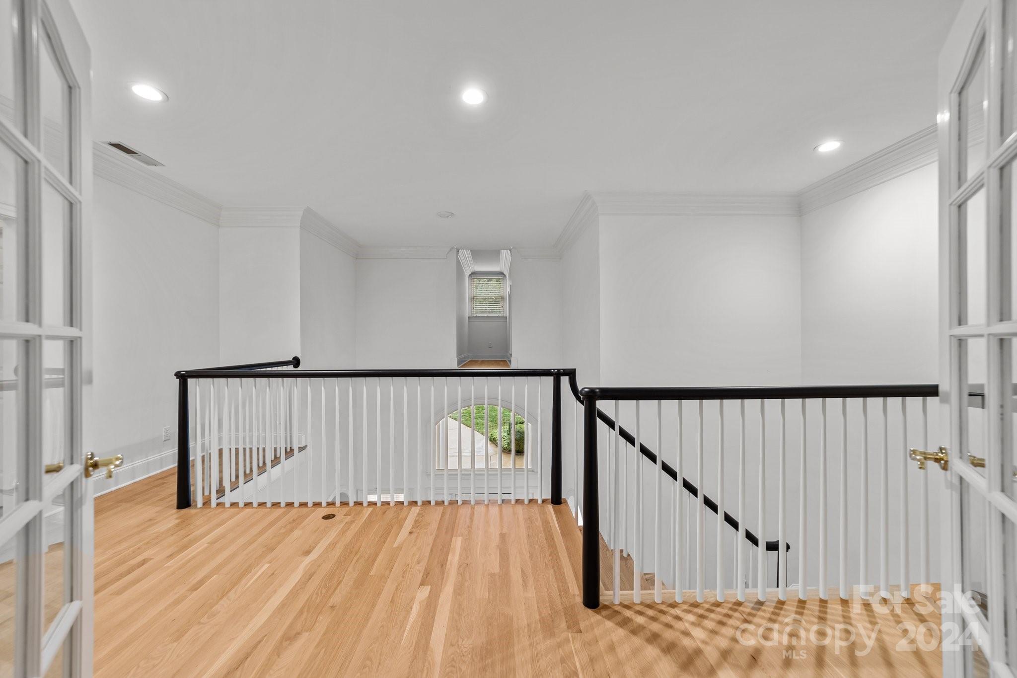 The Peninsula - Residential