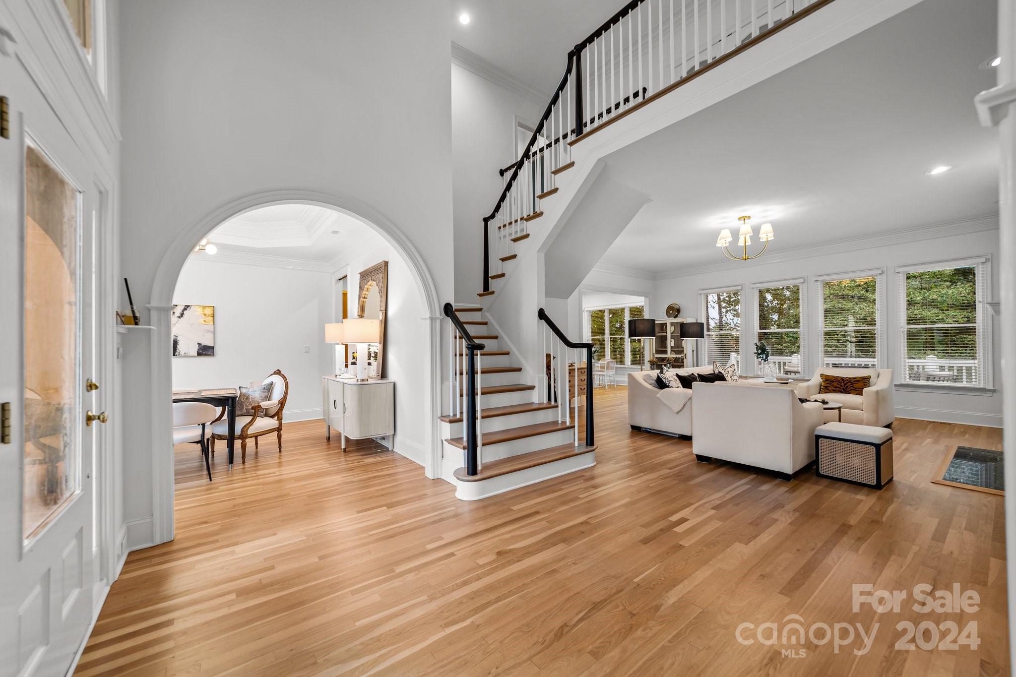 The Peninsula - Residential