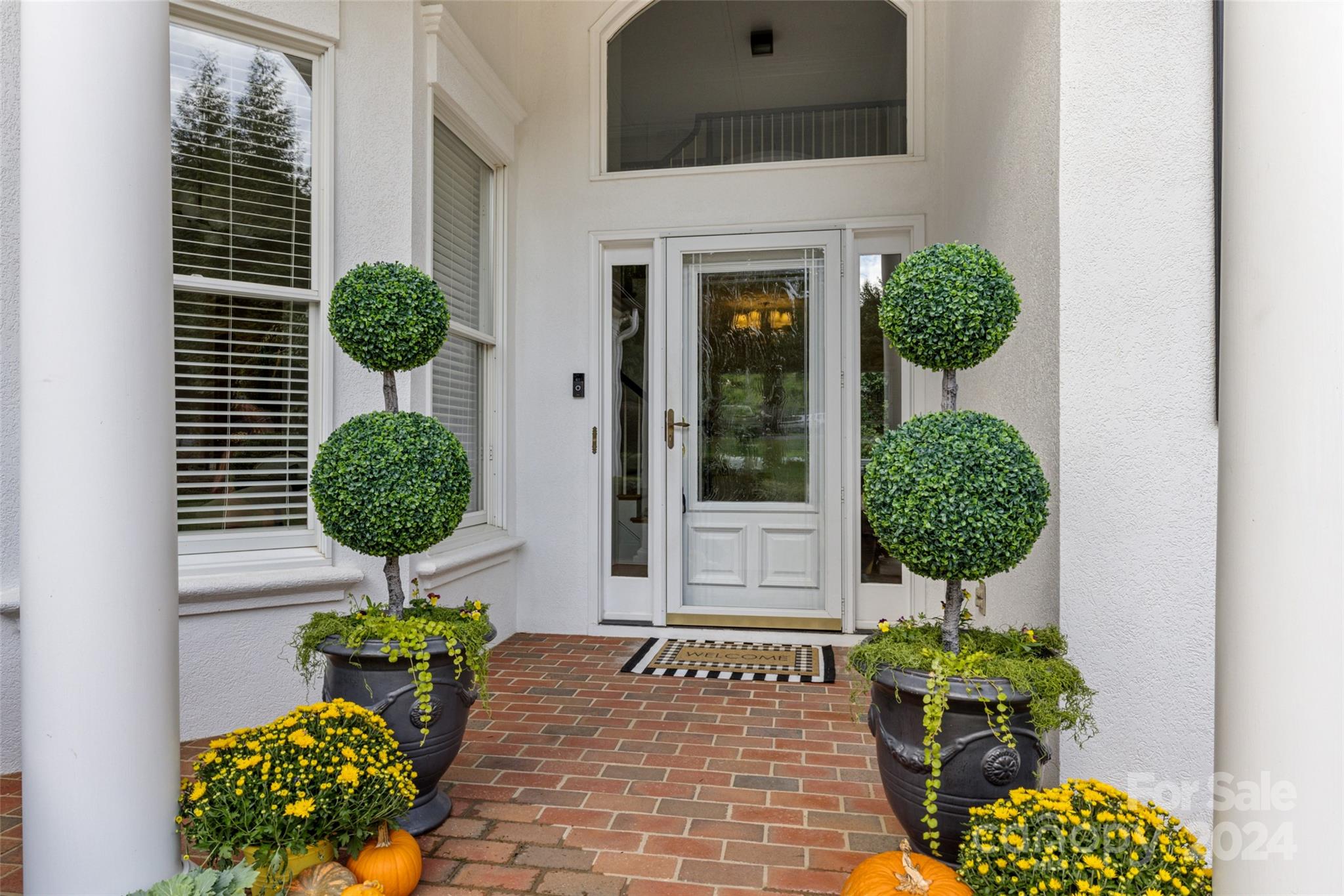 The Peninsula - Residential