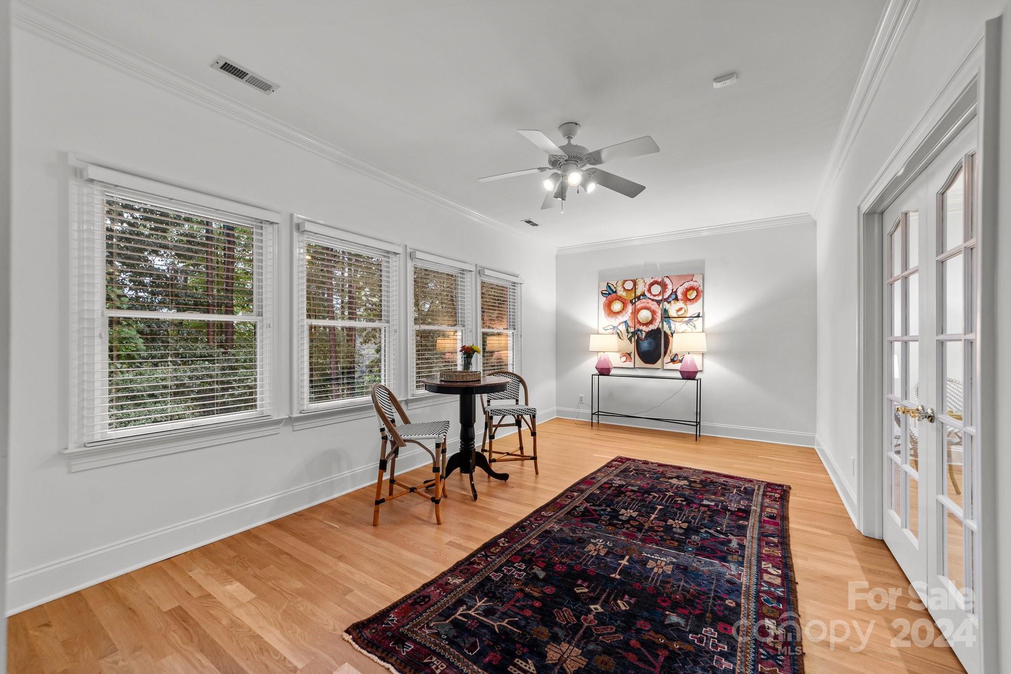 The Peninsula - Residential