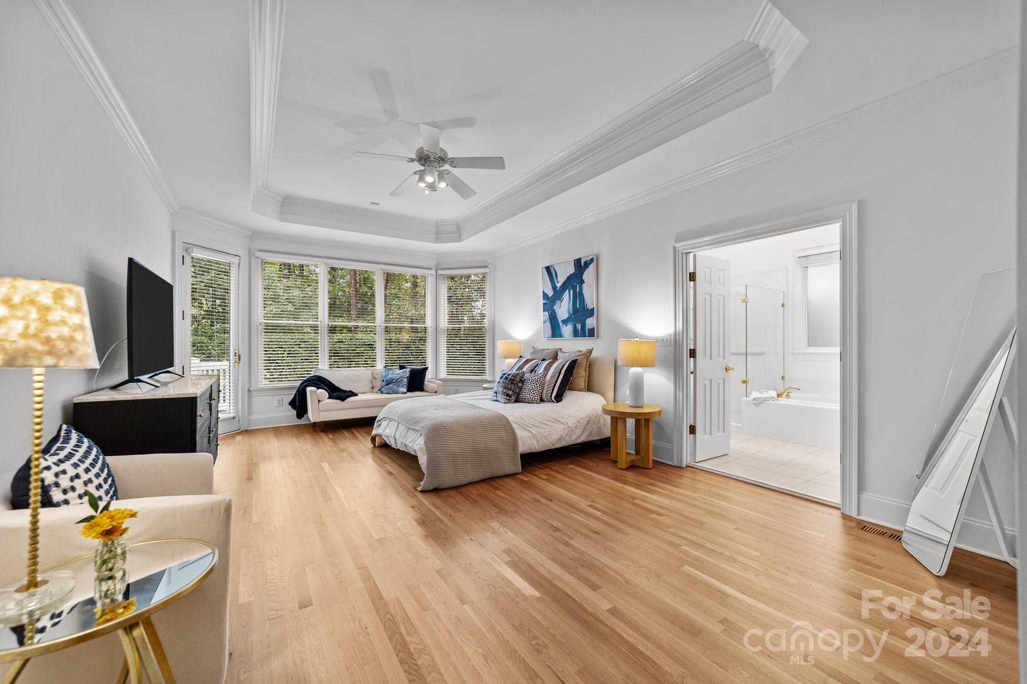 The Peninsula - Residential