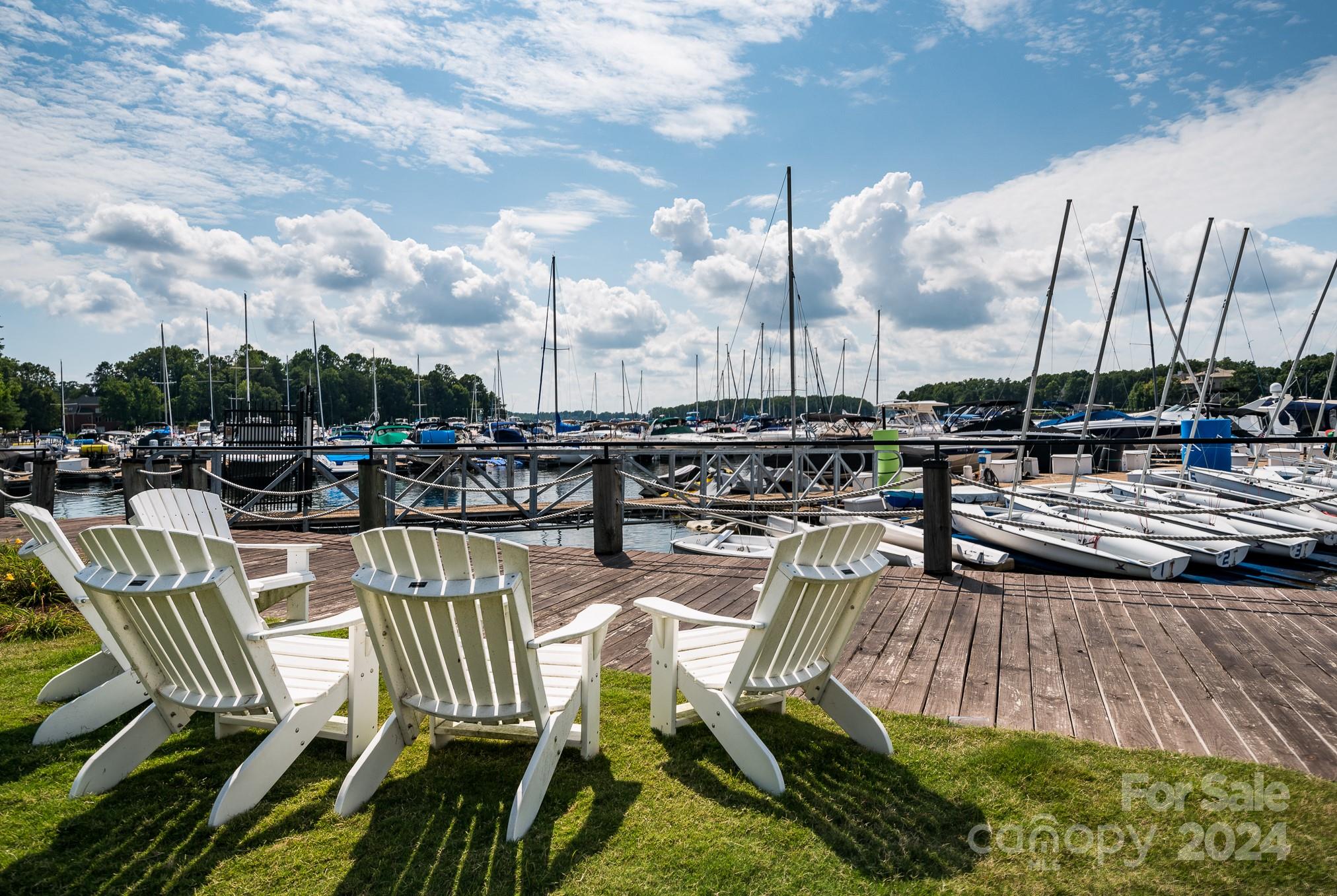 The Peninsula - Residential