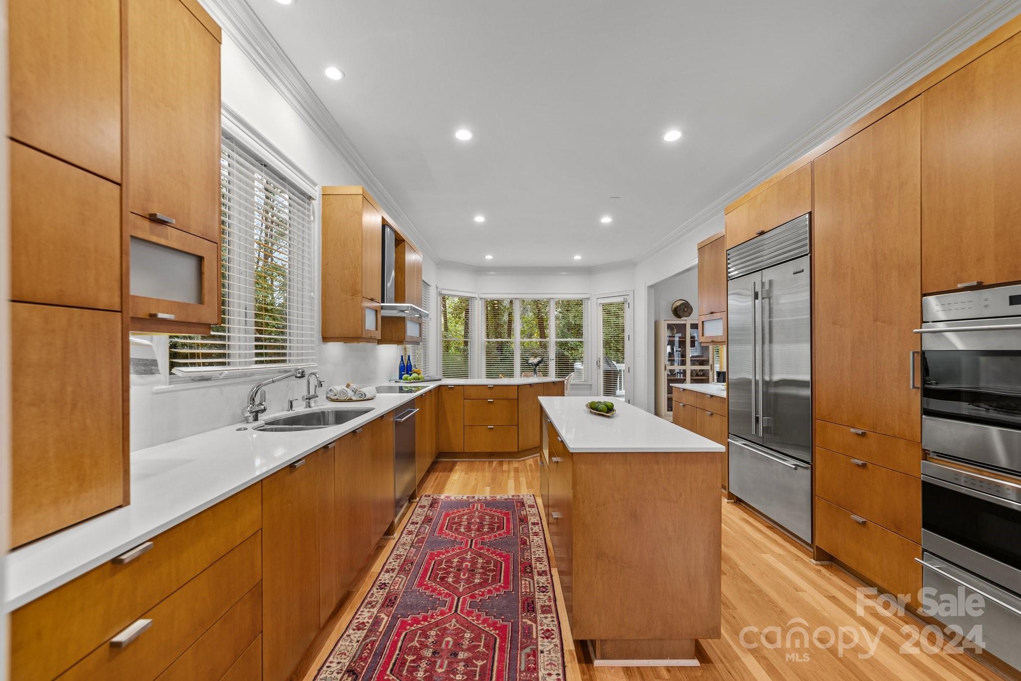 The Peninsula - Residential