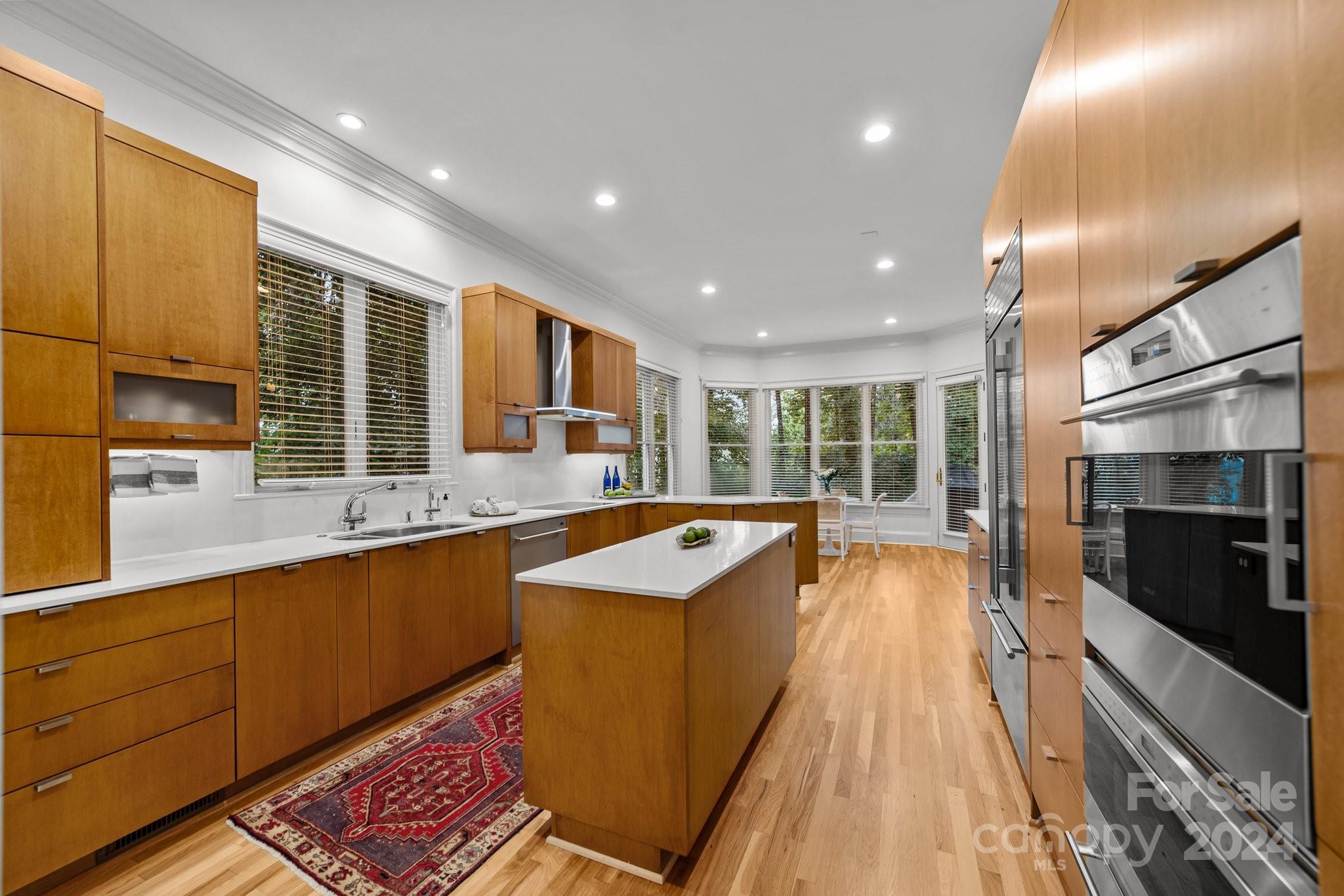 The Peninsula - Residential