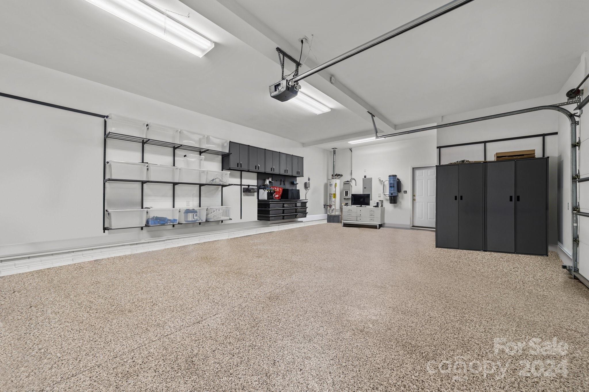 The Peninsula - Residential