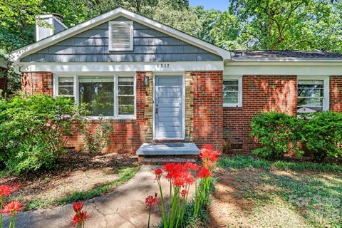 Photo of 4217 Winfield Drive, Charlotte, NC 28205 (MLS # 4404491)