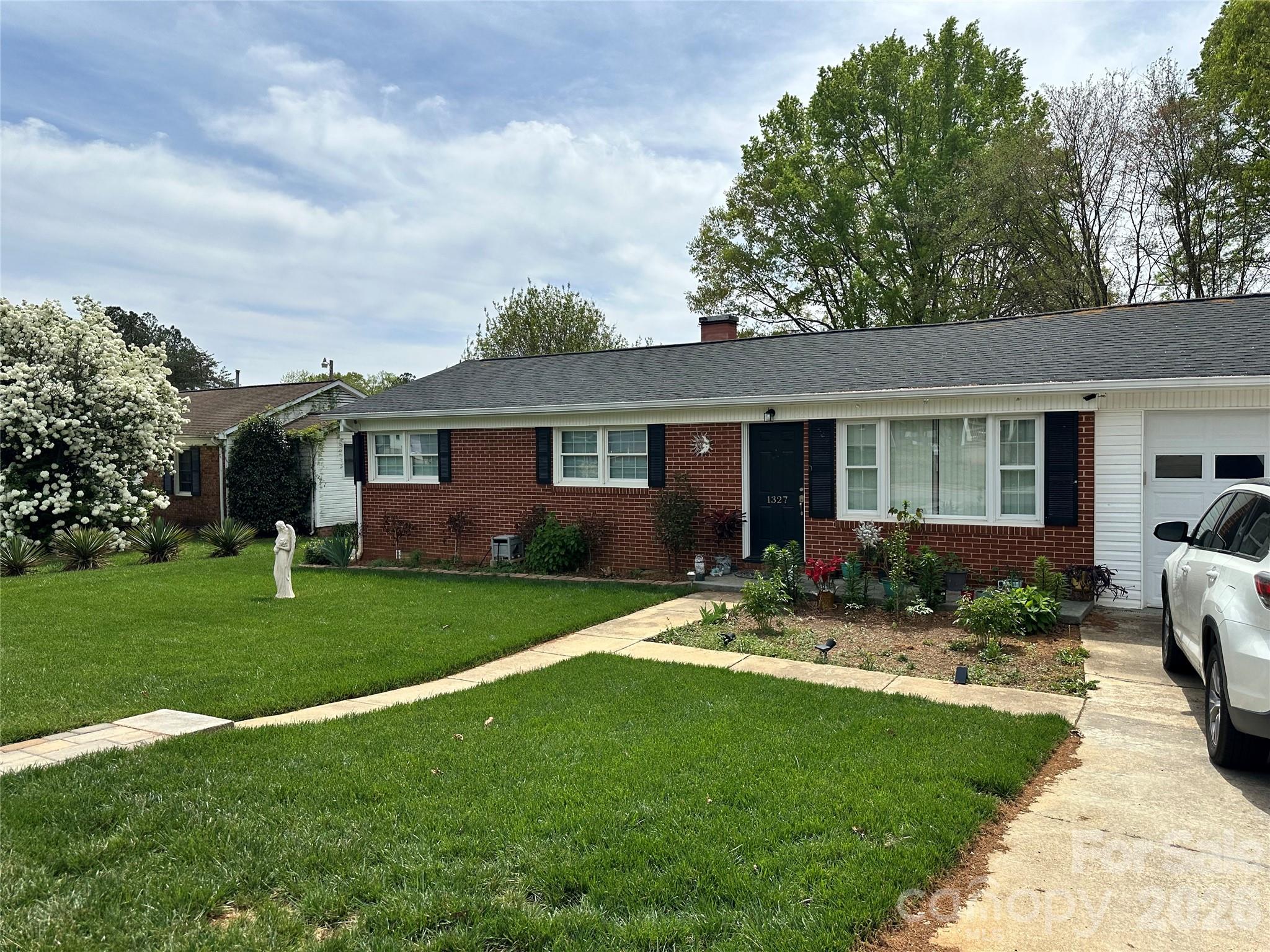 Meadow Brook - Residential