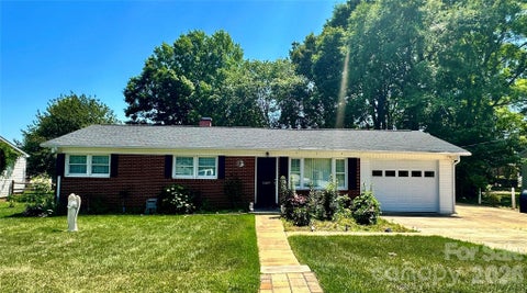 Photo of 1327 Reid Street, Statesville, NC 28677 (MLS # 4368807)