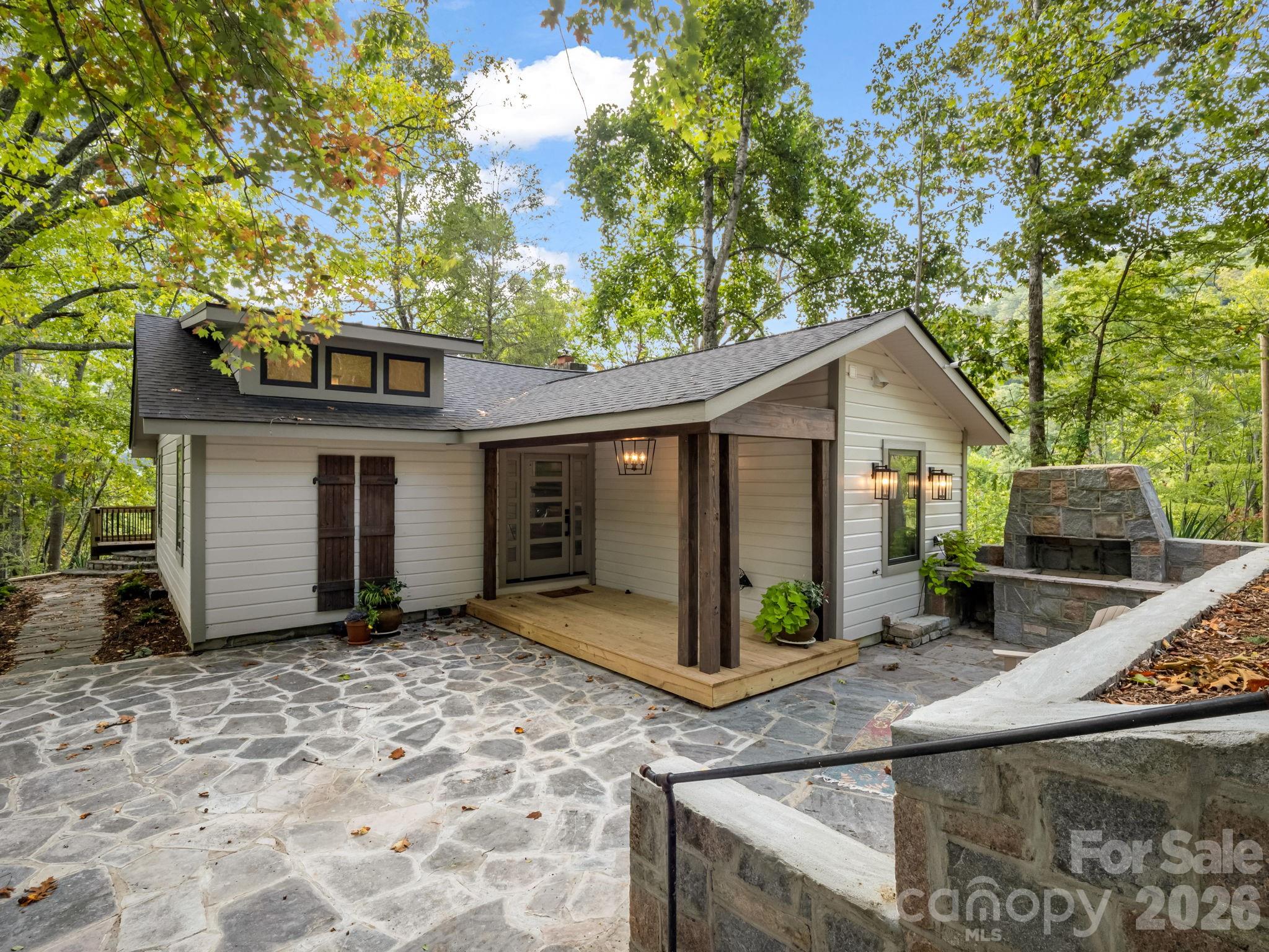 1821 Bearwallow Mountain Road