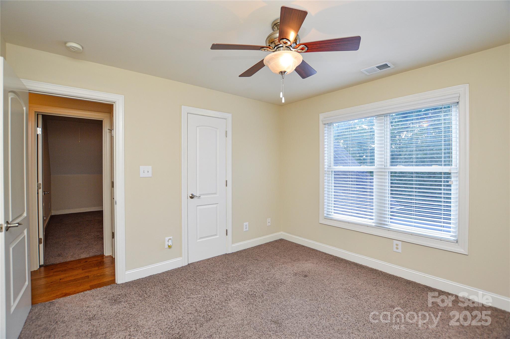 Maple Leaf - Residential