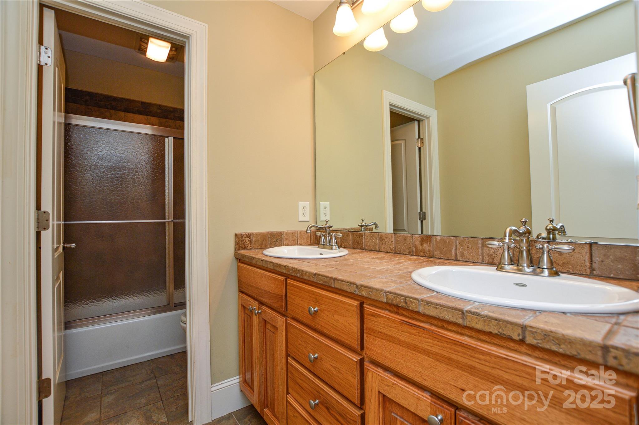 Maple Leaf - Residential