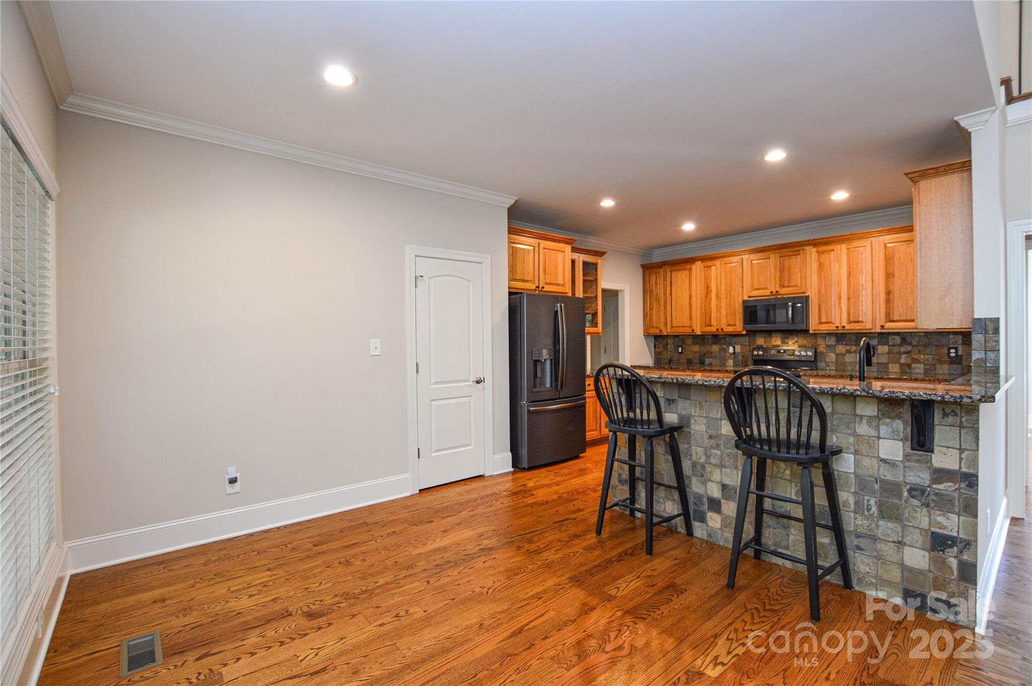 Maple Leaf - Residential