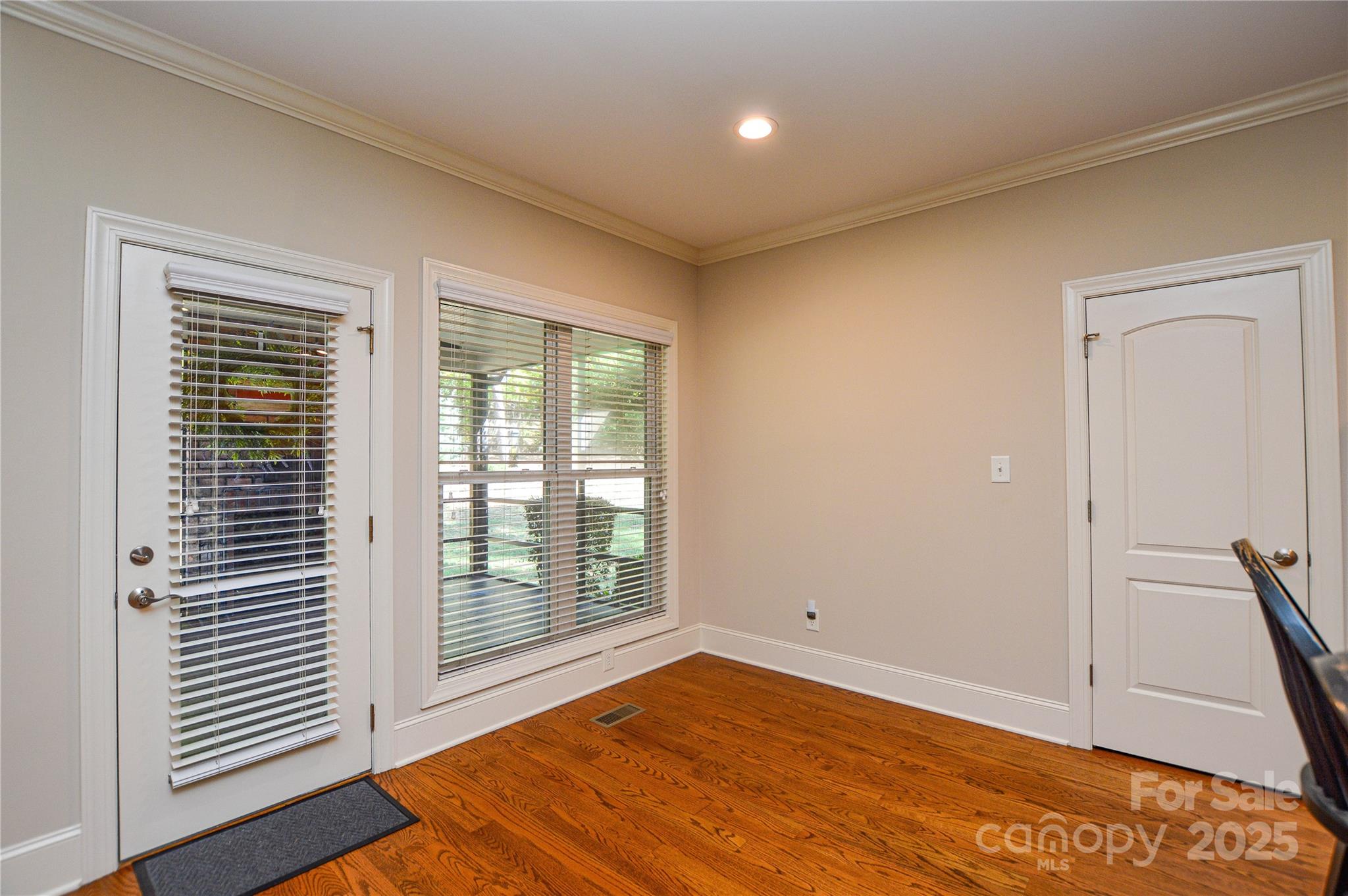 Maple Leaf - Residential