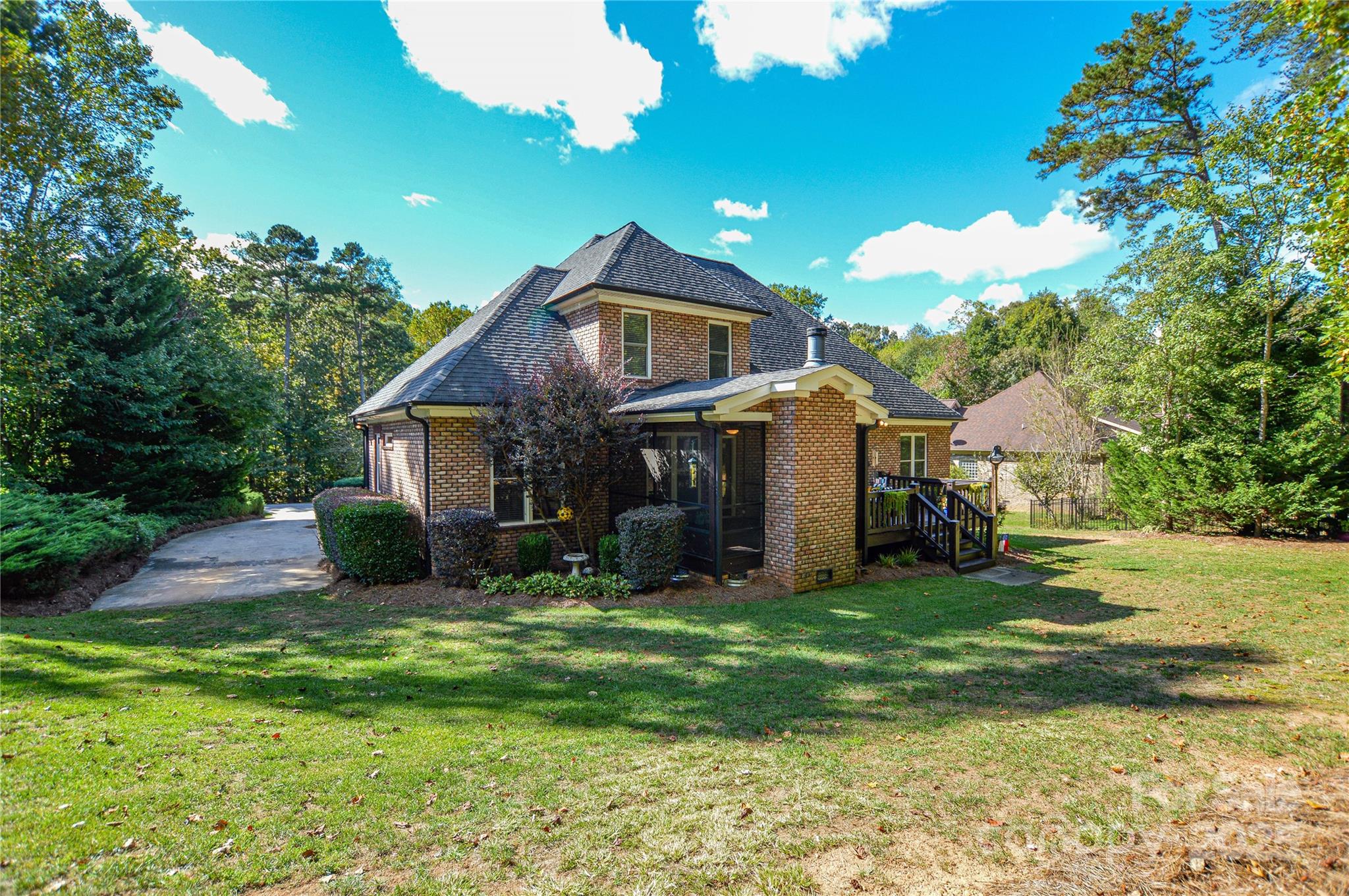 Maple Leaf - Residential