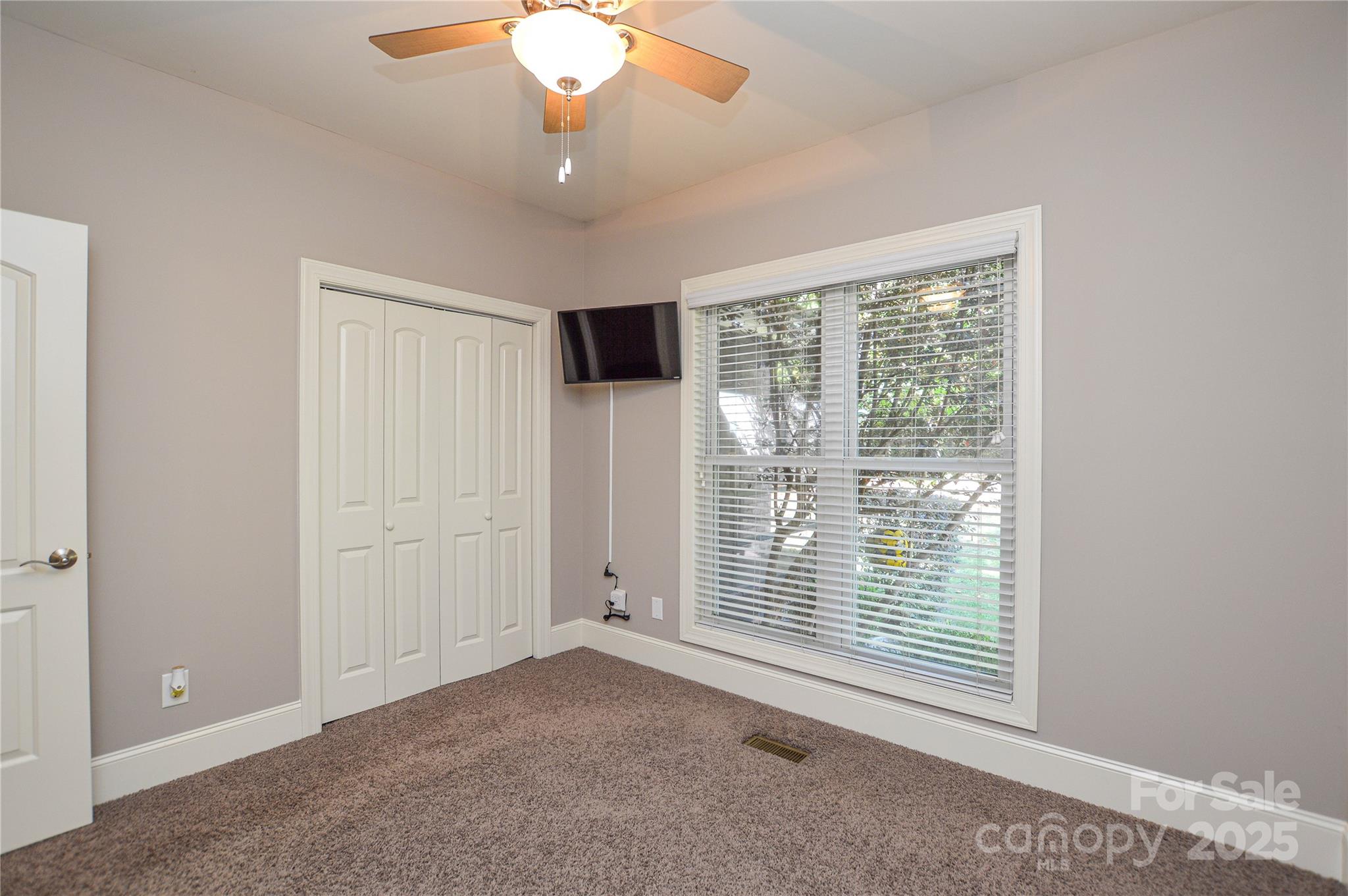 Maple Leaf - Residential