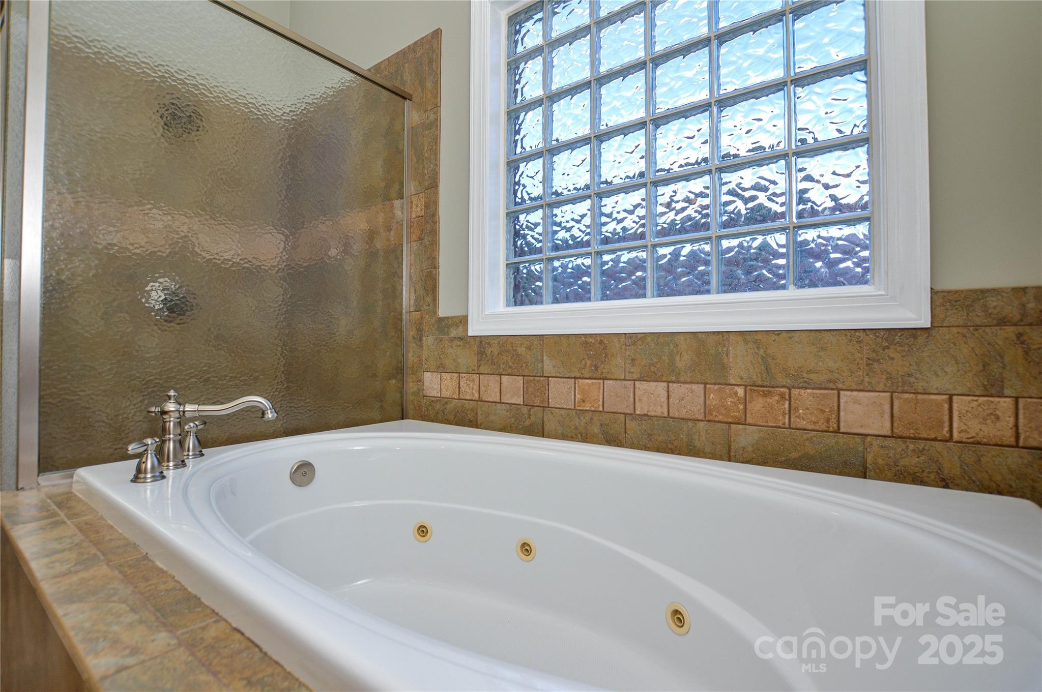 Maple Leaf - Residential