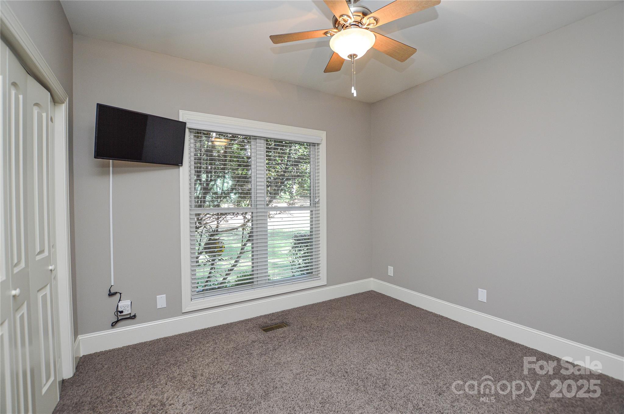 Maple Leaf - Residential