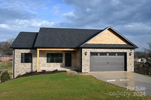 A home in Hickory