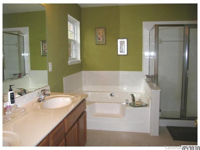 Dominion Bridge - Residential Lease