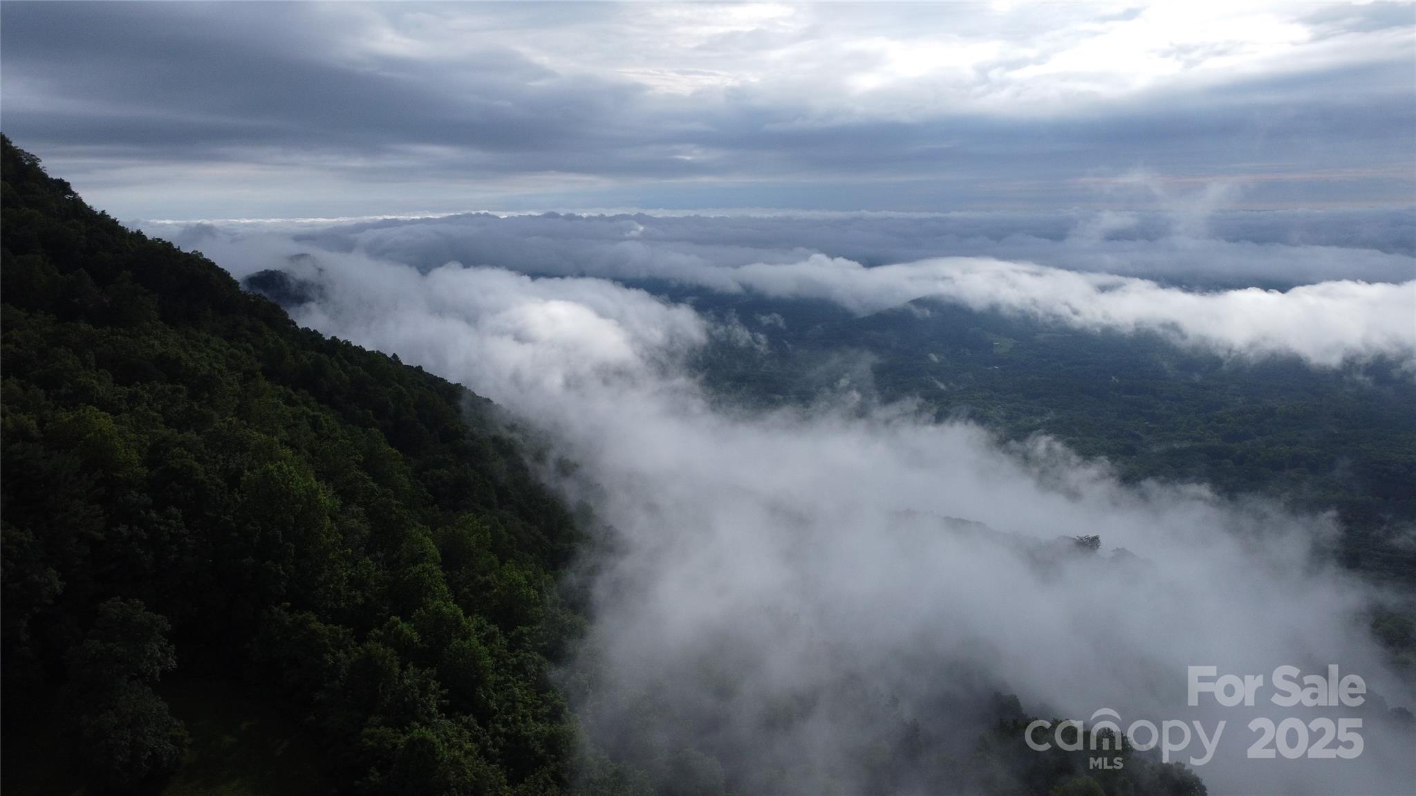 White Oak Mountain - Land