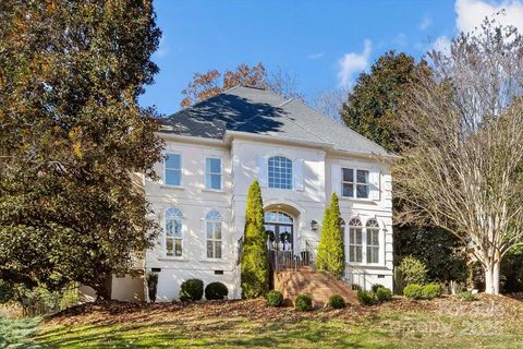 Photo of 7625 Seton House Lane, Charlotte, NC 28277 (MLS # 4321002)