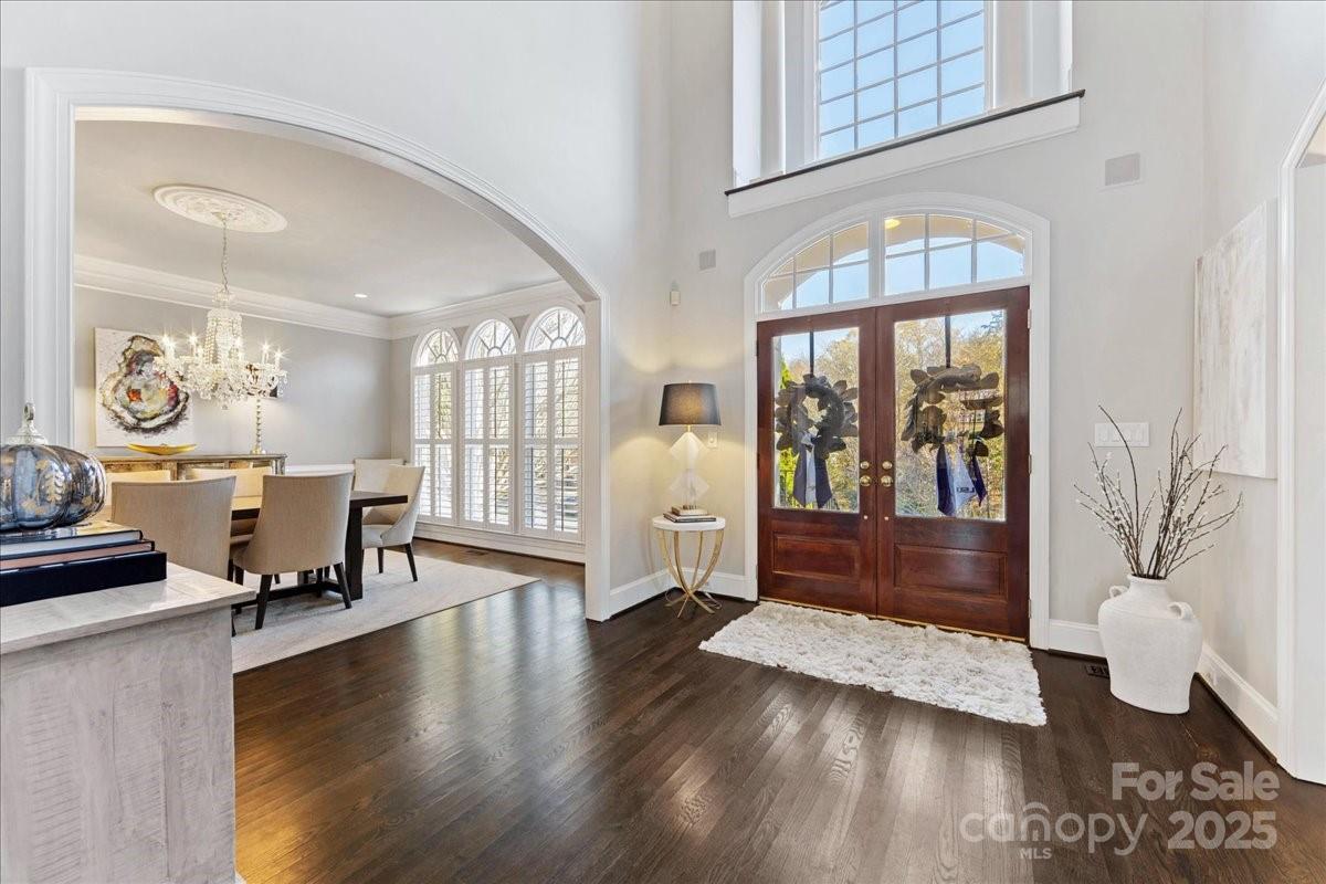 7625 Seton House Lane