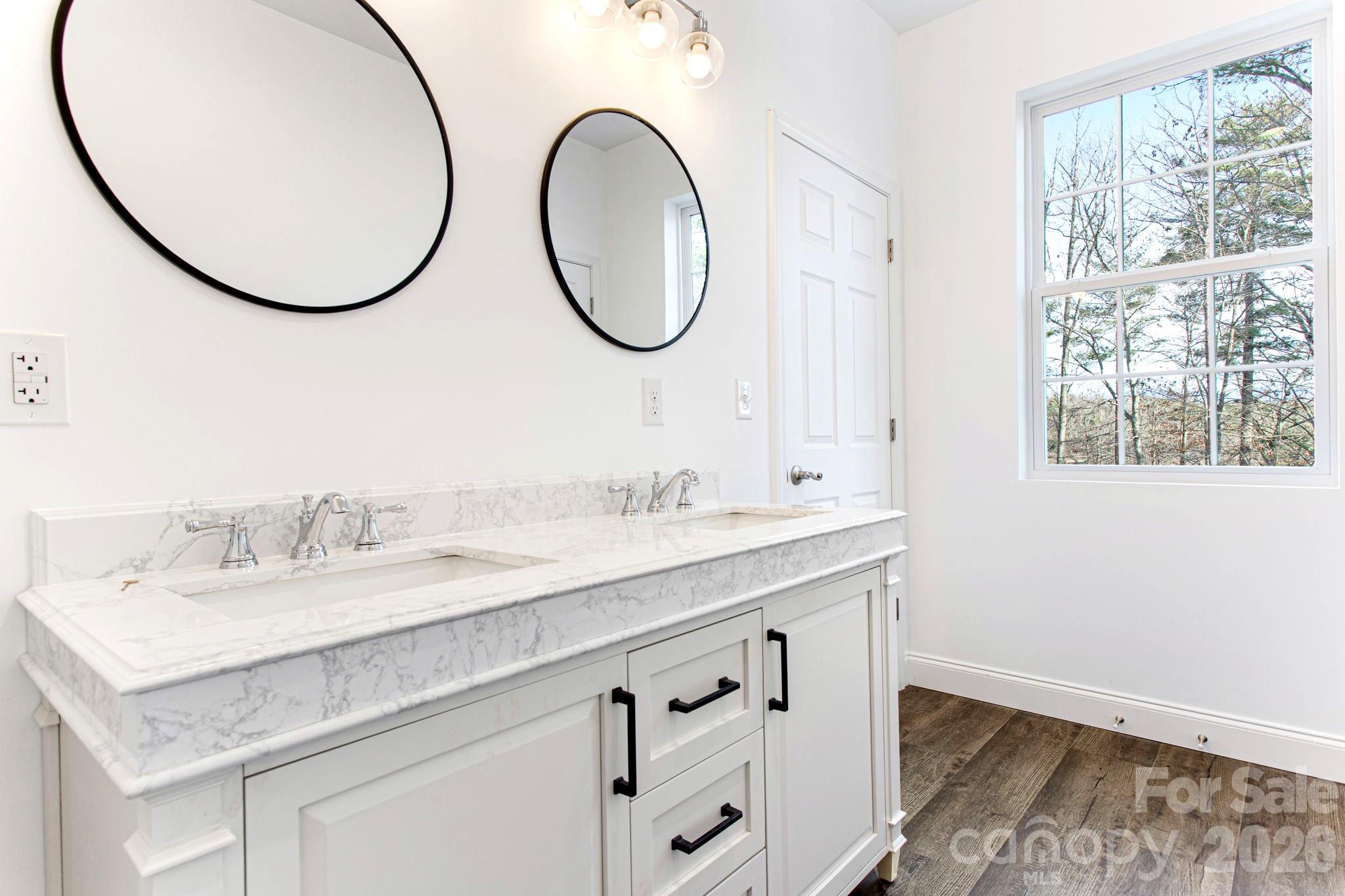 Settlers Cove - Residential