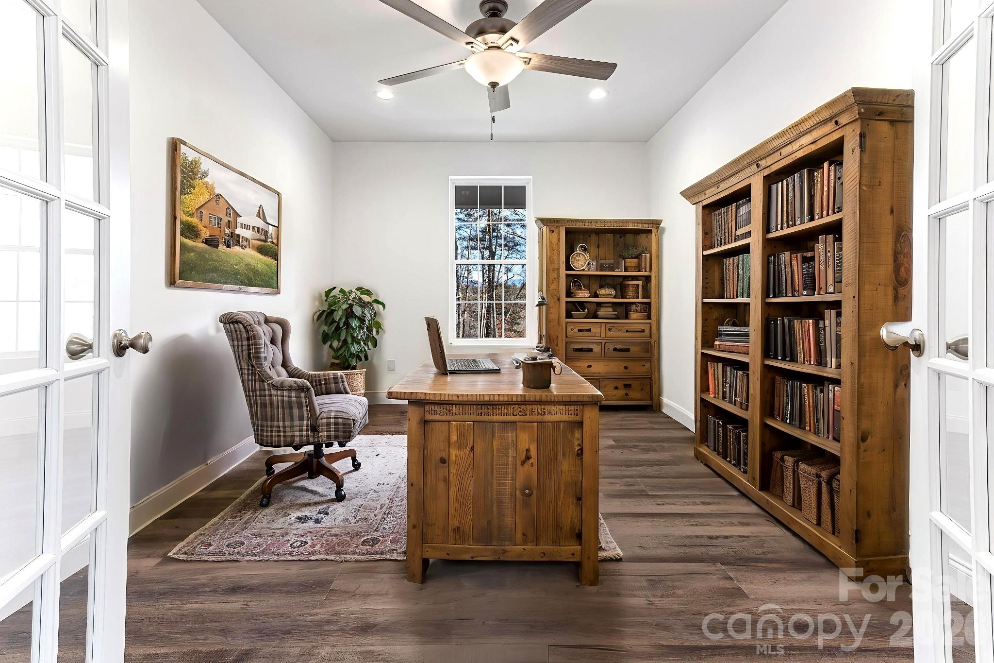 Settlers Cove - Residential