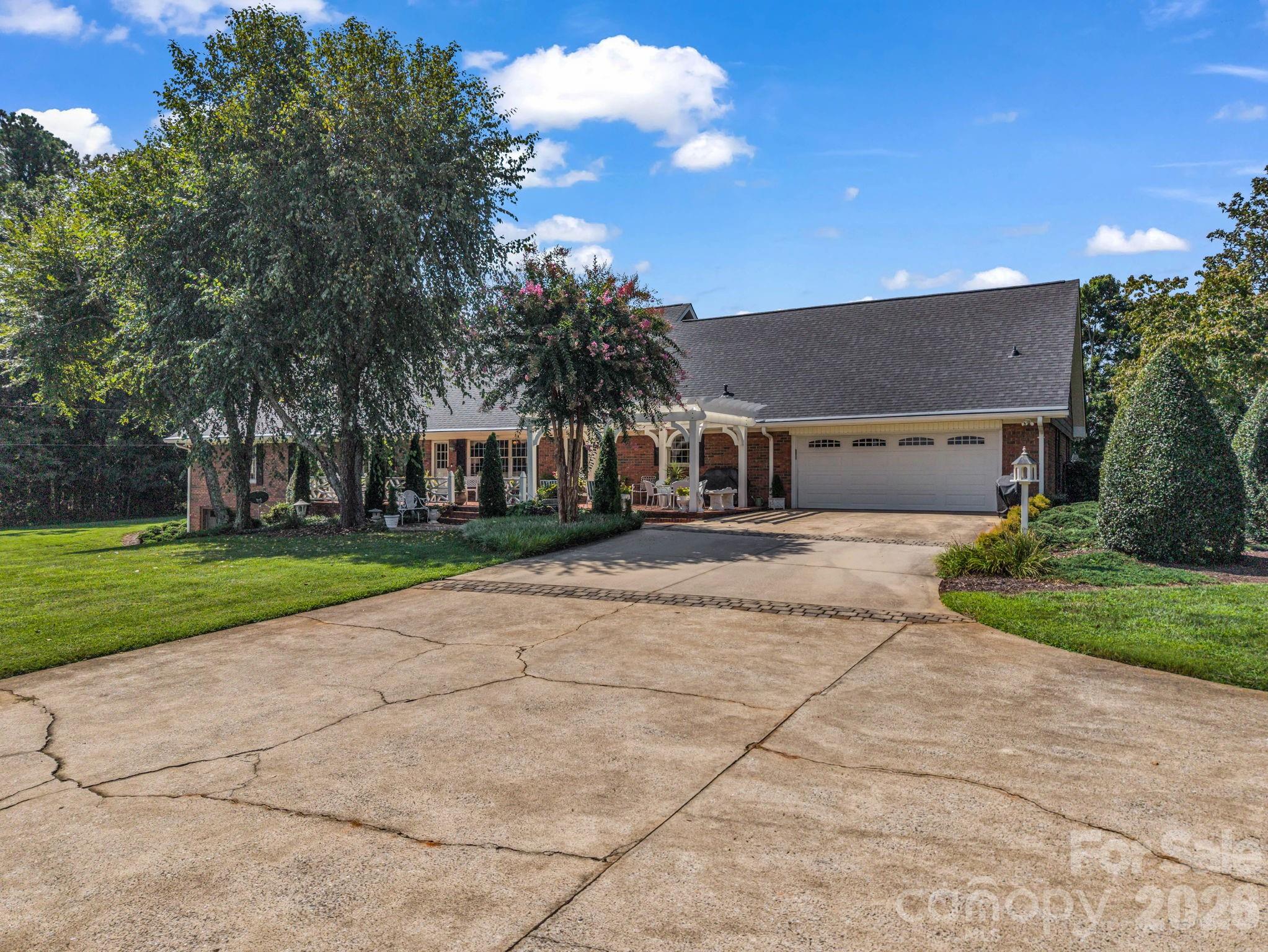 164 Brookfield Drive